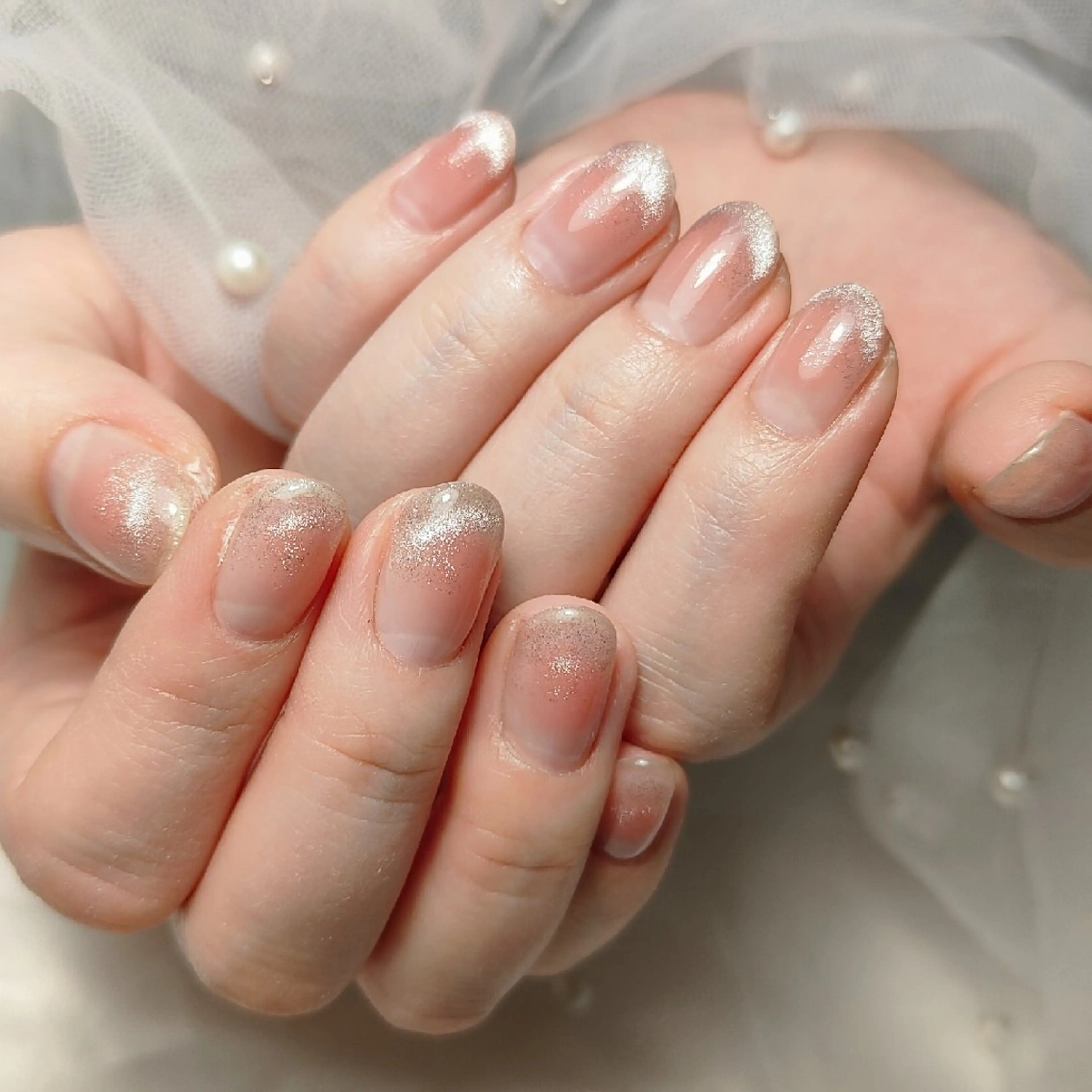 ネイル チークネイル フレンチネイル マグネットネイル マグネットフレンチ ハンドネイル CLEAR NAILのネイルデザイン