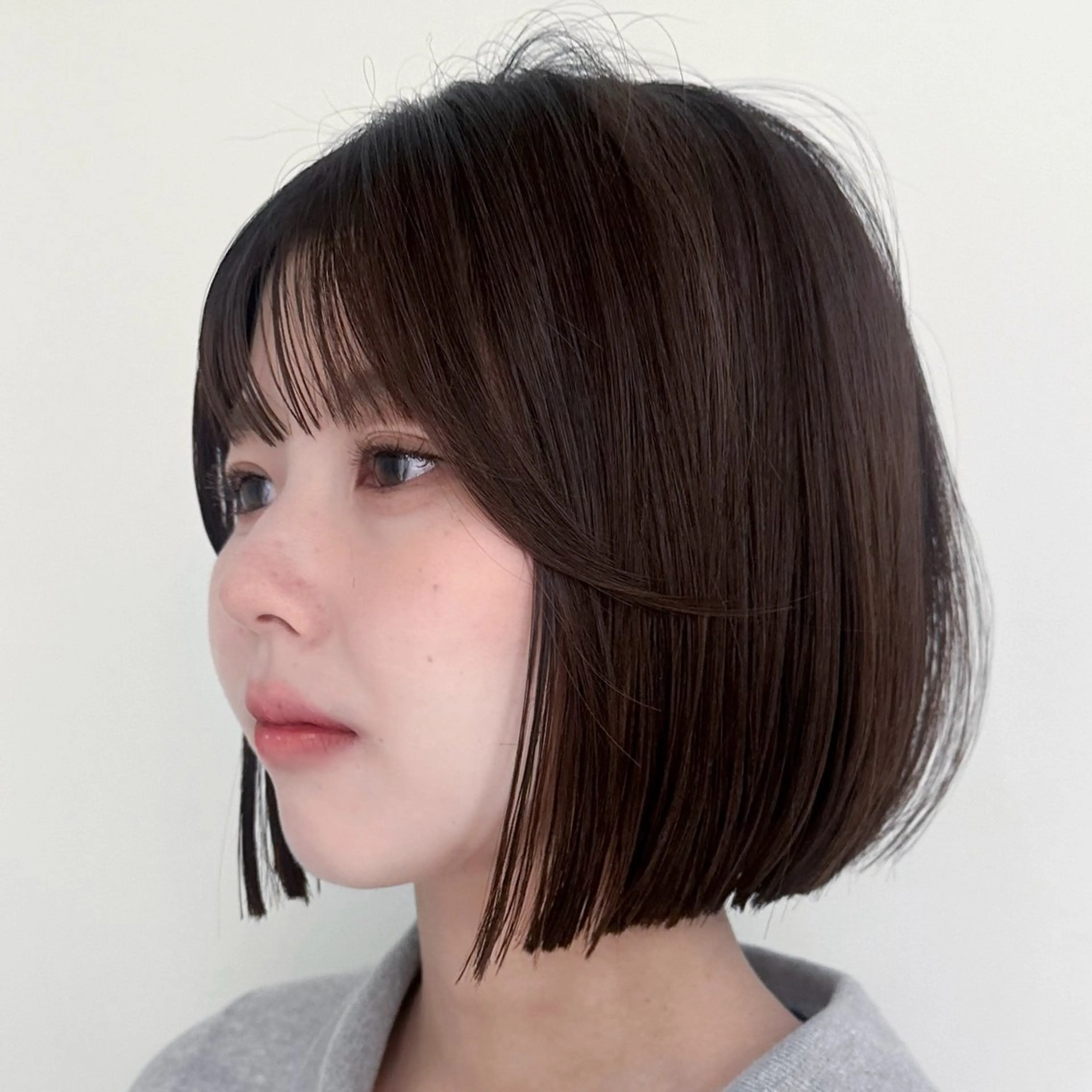ショート ボブ 🎗️似合わせ/小顔 顔周りカット/透明感のヘアスタイル