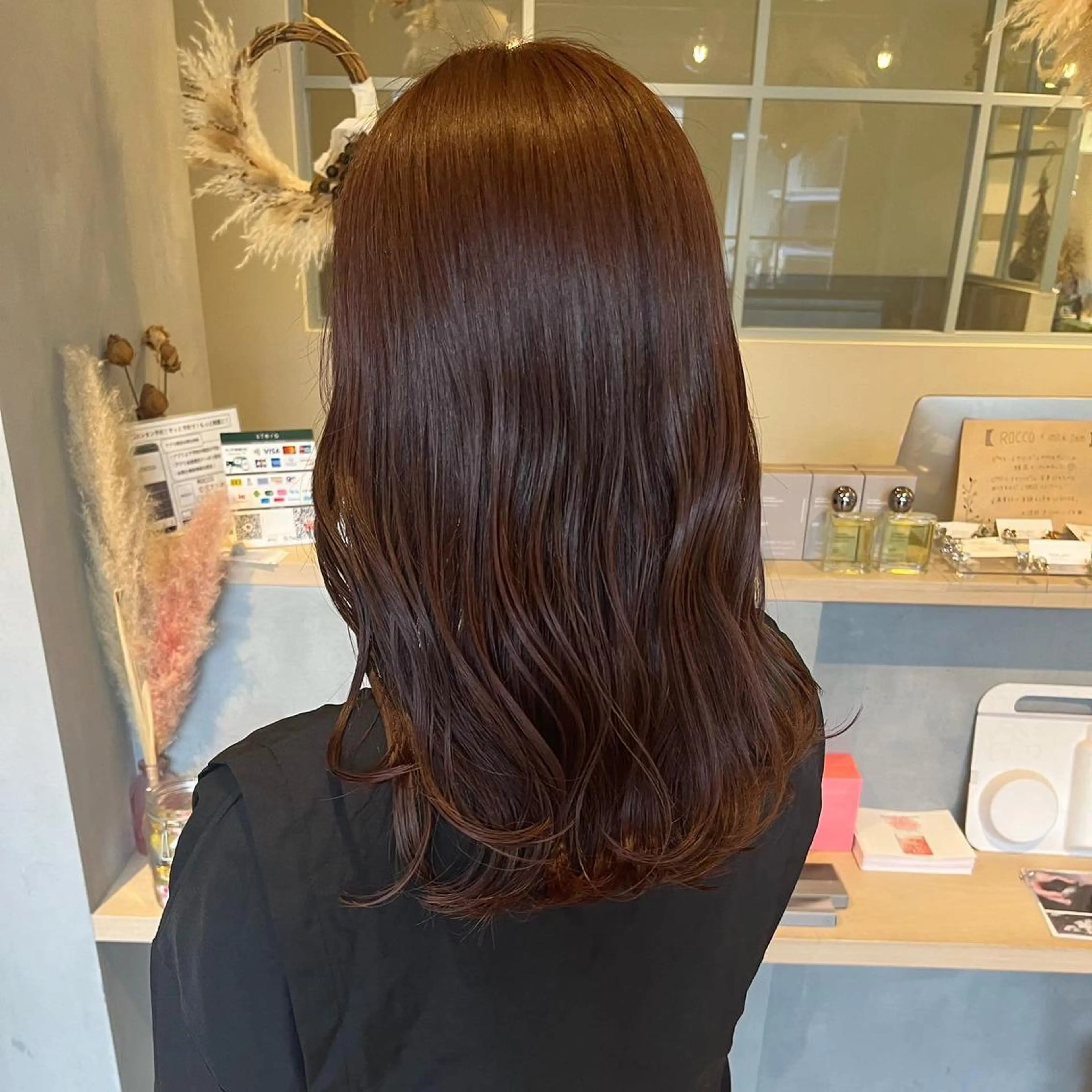 ミディアム ヘアカラー mai ROCCOのヘアスタイル