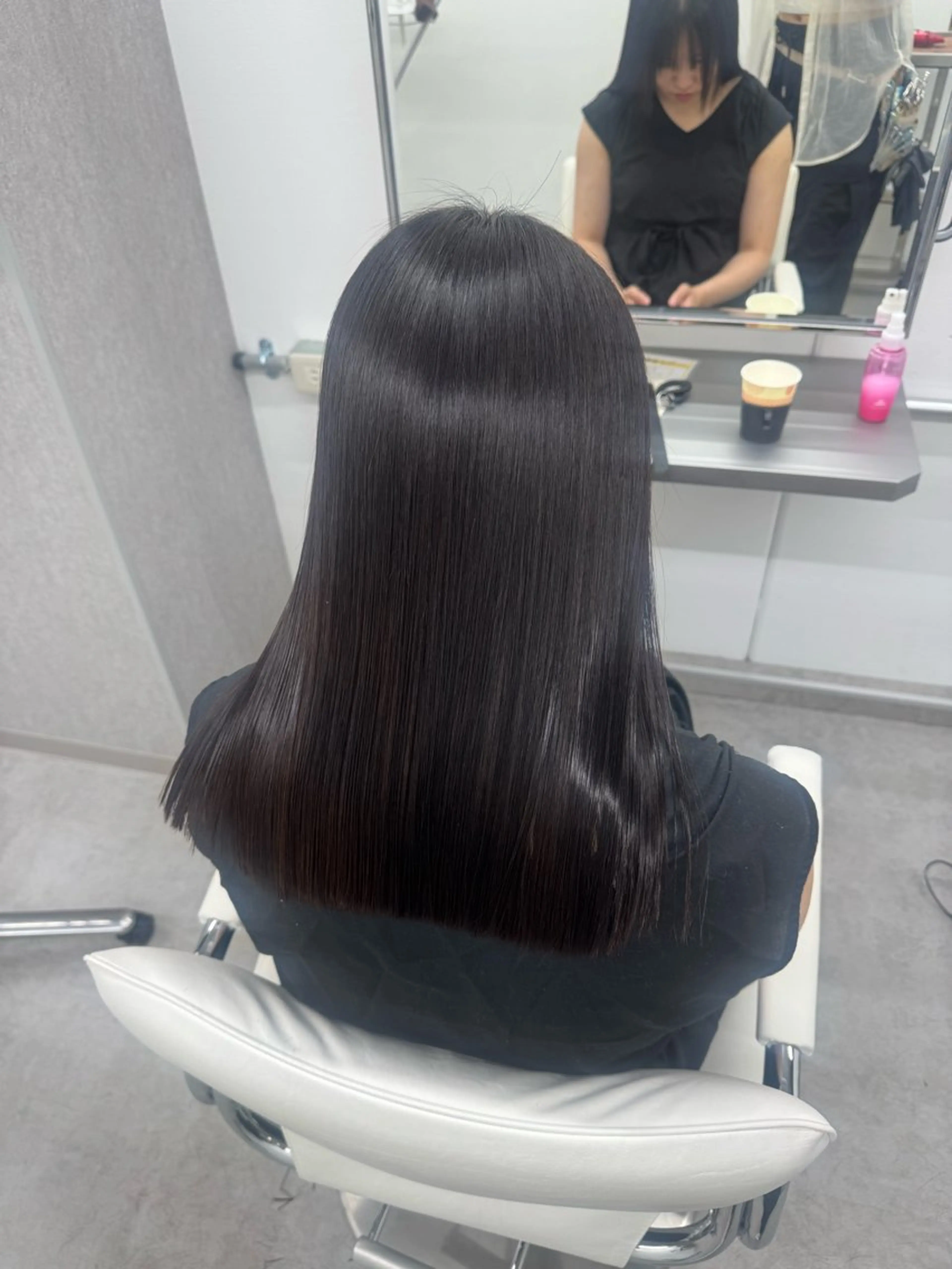 セミロング パーマ カット 縮毛矯正 🕯コバ/レイヤー/ 透明感/縮毛🕯のヘアスタイル