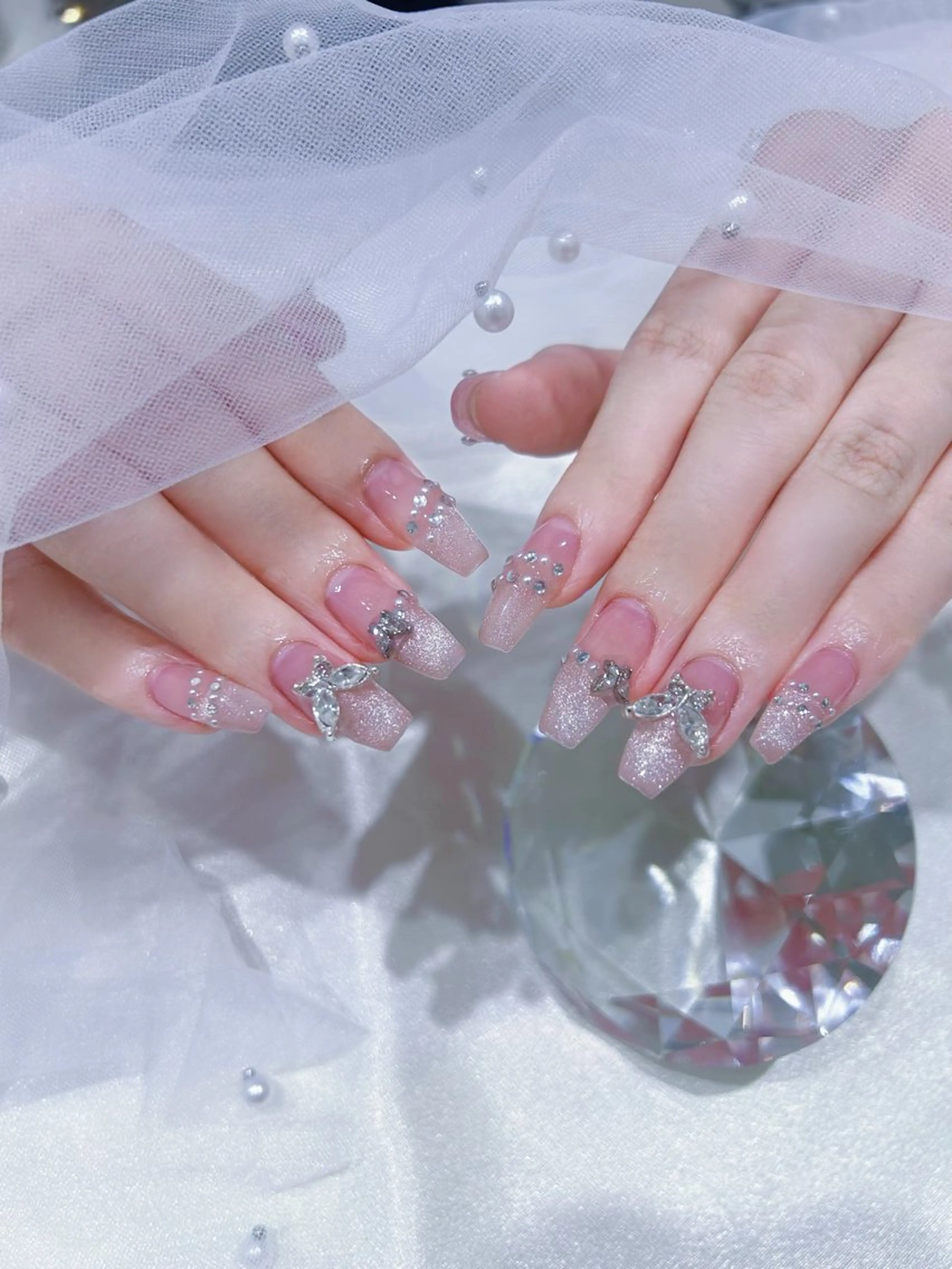 ネイル GO TODAY 横浜Solace店所属・Azuki Nail🎀のネイルデザイン