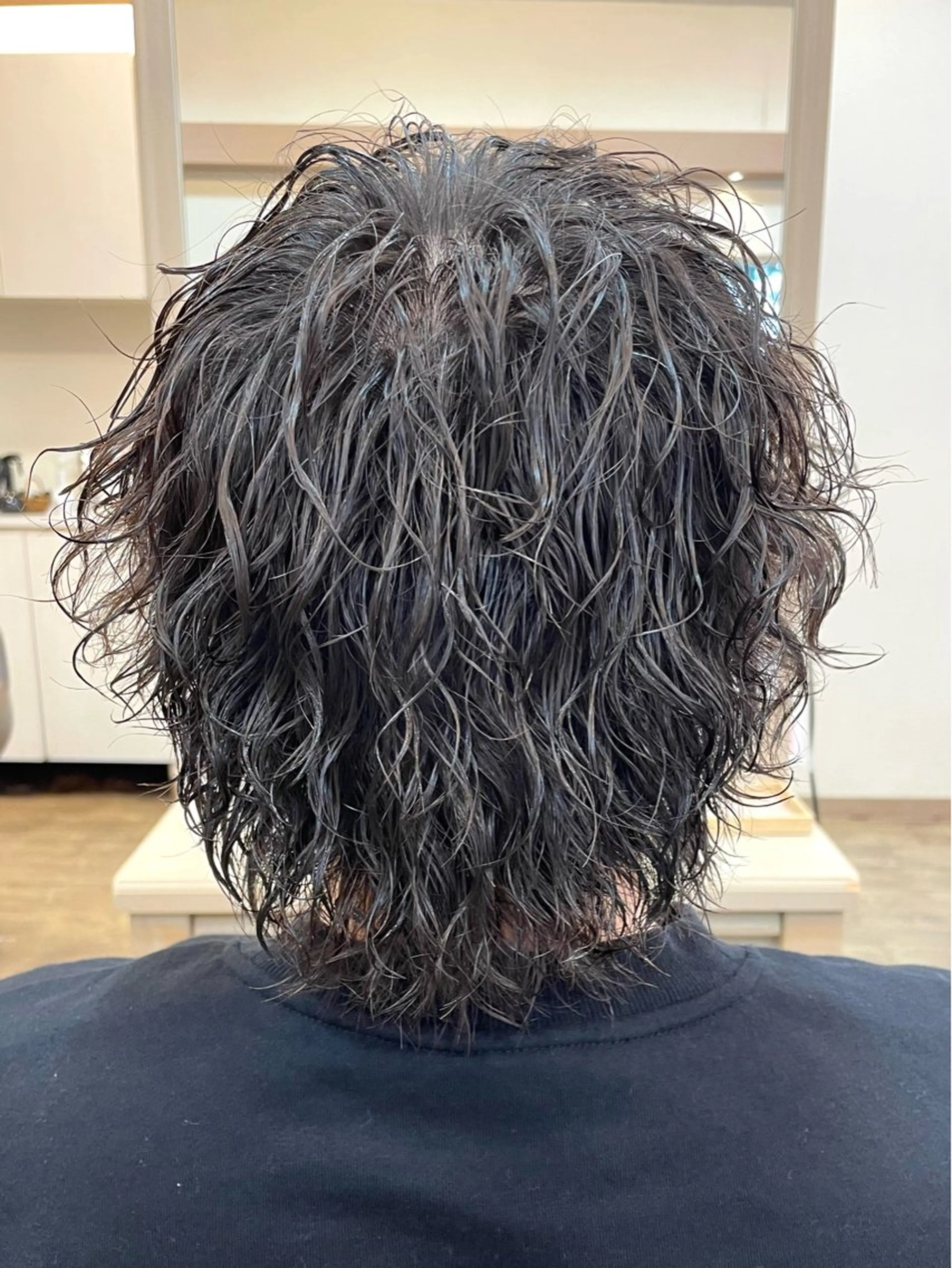 ショート パーマ メンズ カット パーマ メンズパーマ🌀/ 中村郁未のヘアスタイル