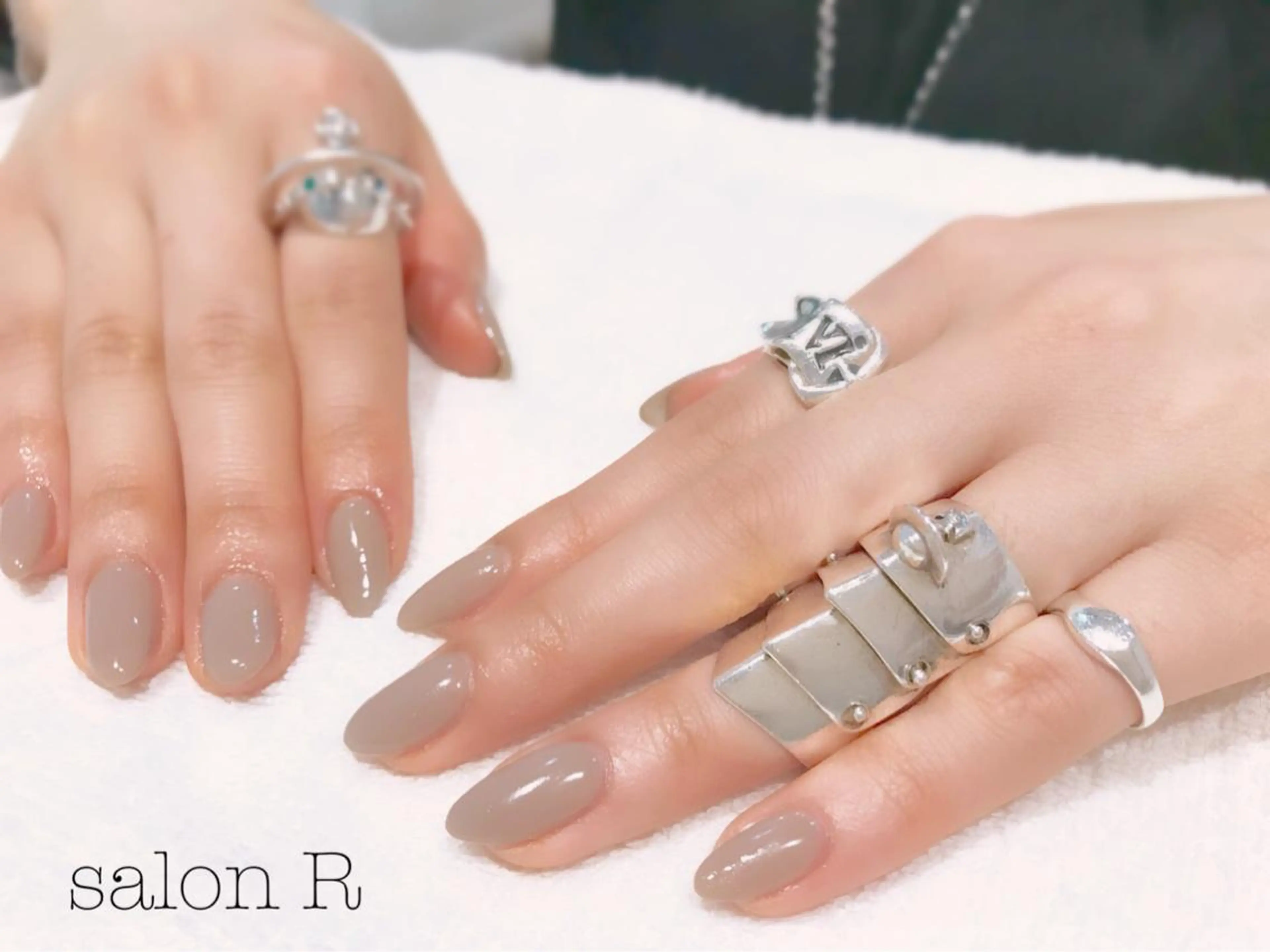 ネイル ワンカラーネイル Re Pearl～コーディネートサロン～ 市駅前店所属・NARUMI HYODOのネイルデザイン