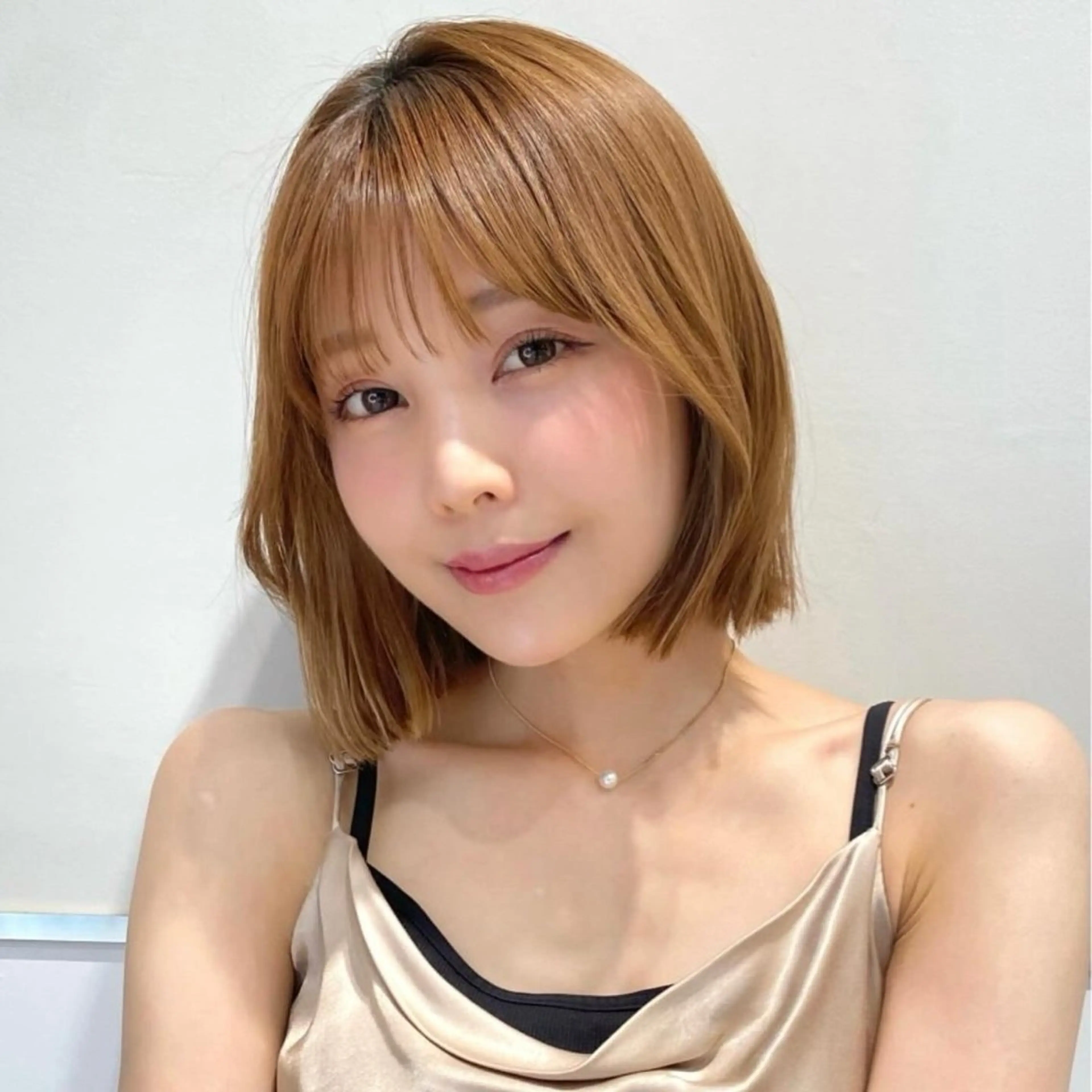 ショート カラー 切りっぱなしボブ ボブ くせ毛 髪質改善 韓国風ヘア カット ヘアカラー 縮毛矯正 トリートメント ボブ/韓国ヘア/縮毛 /髪質改善💠翔平のヘアスタイル