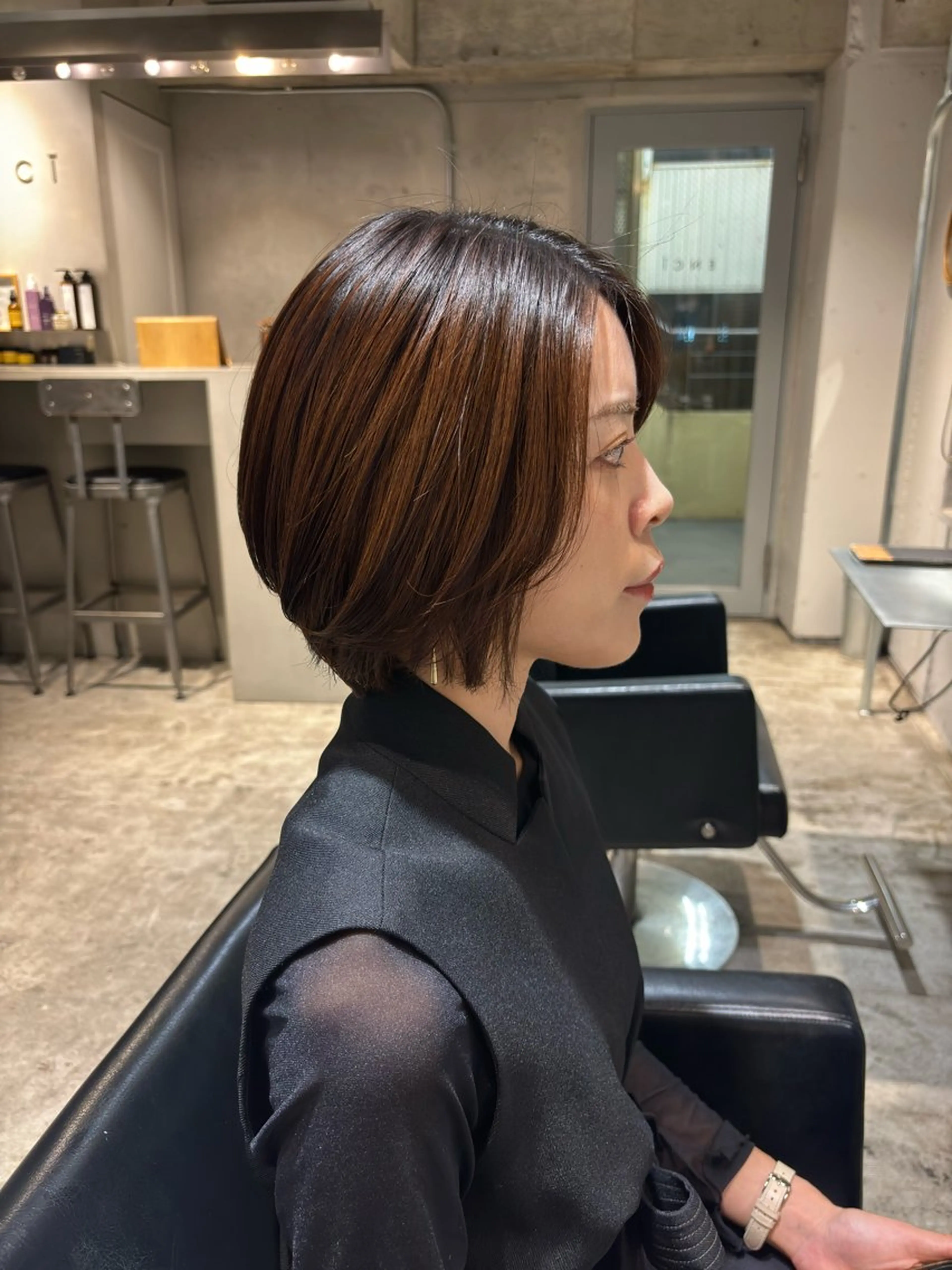 ショート カット 伊藤 愛里のヘアスタイル