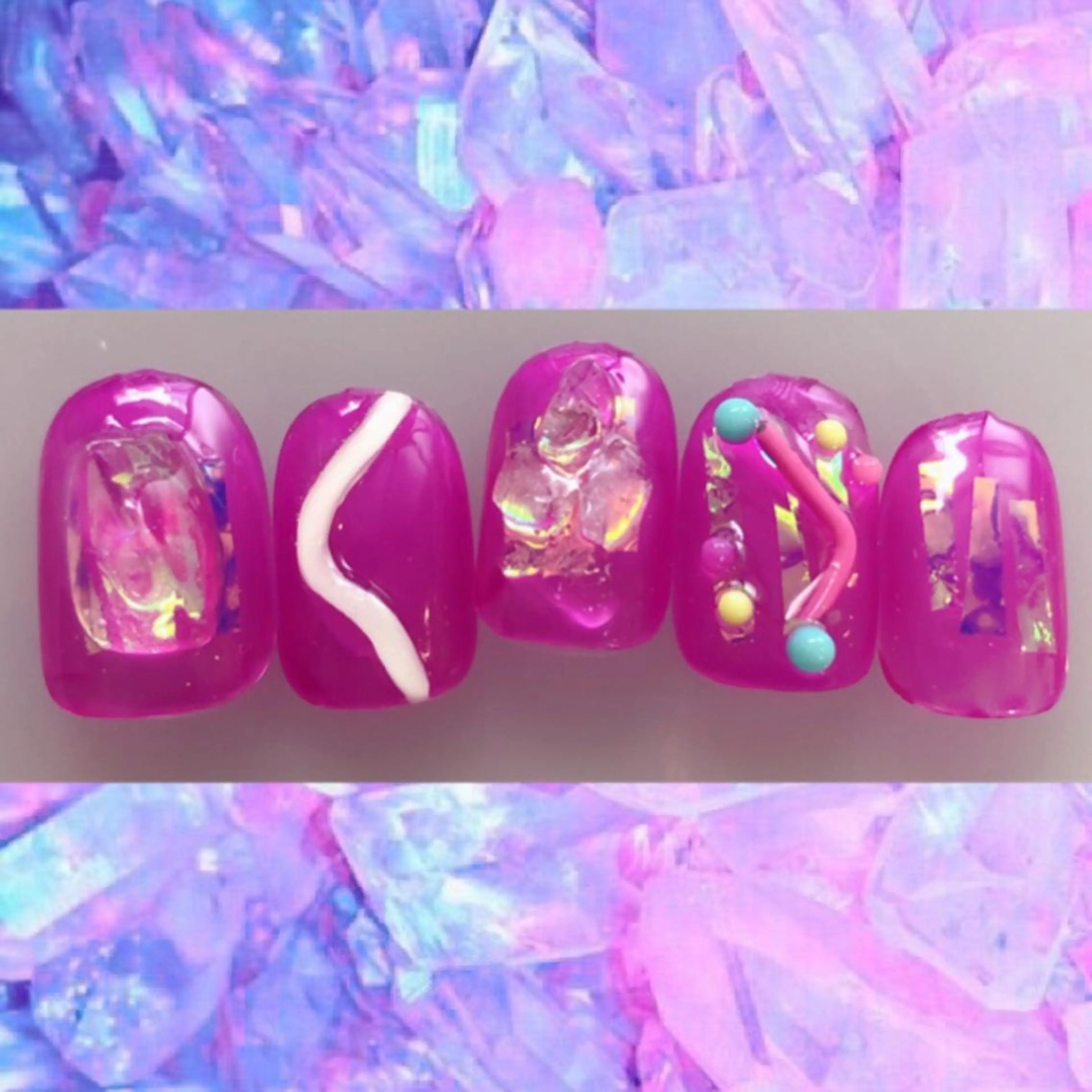 ネイル ハンドネイル フットネイル mi chiのネイルデザイン