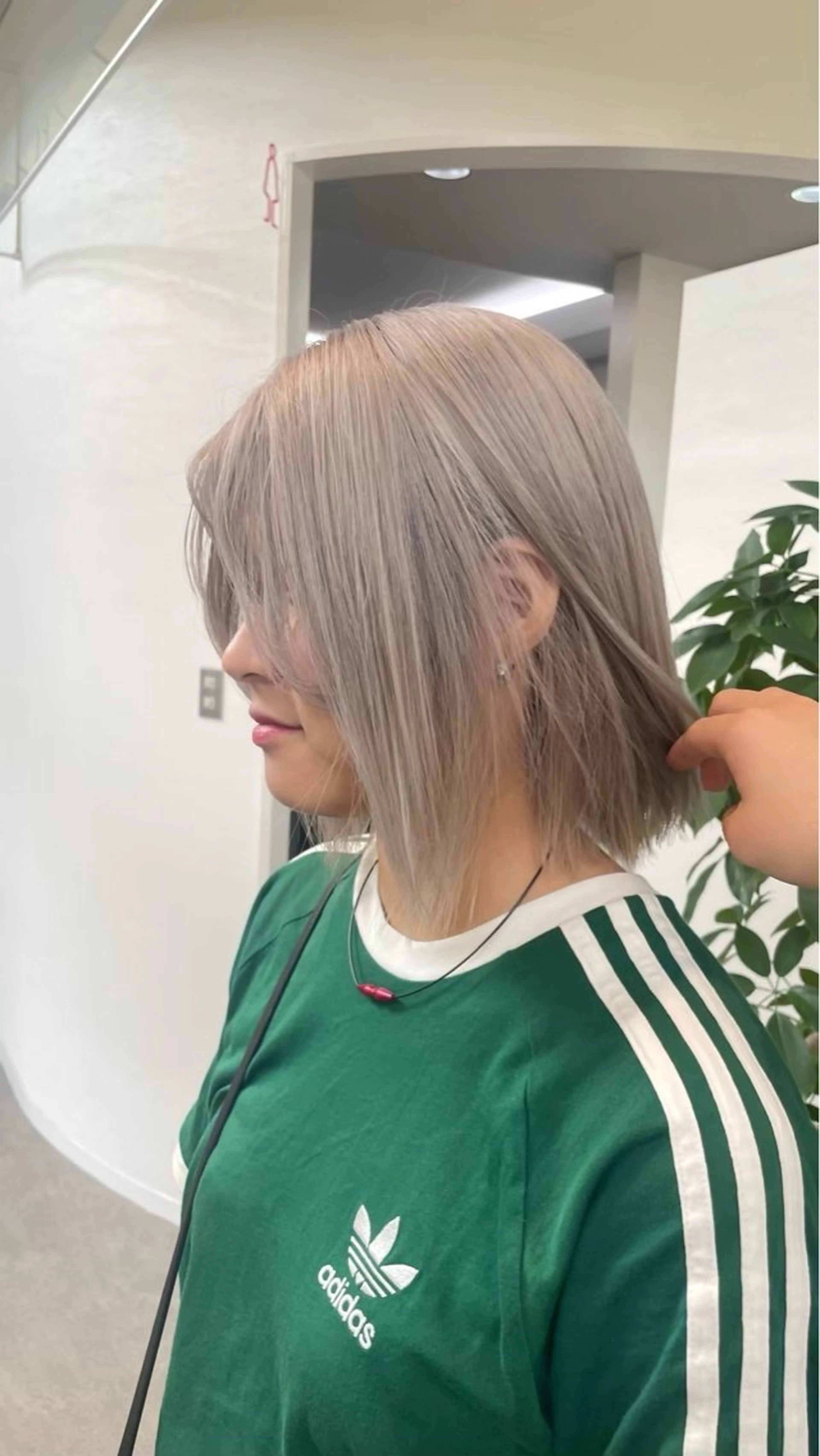 カラー 森瀬 紗都のヘアスタイル