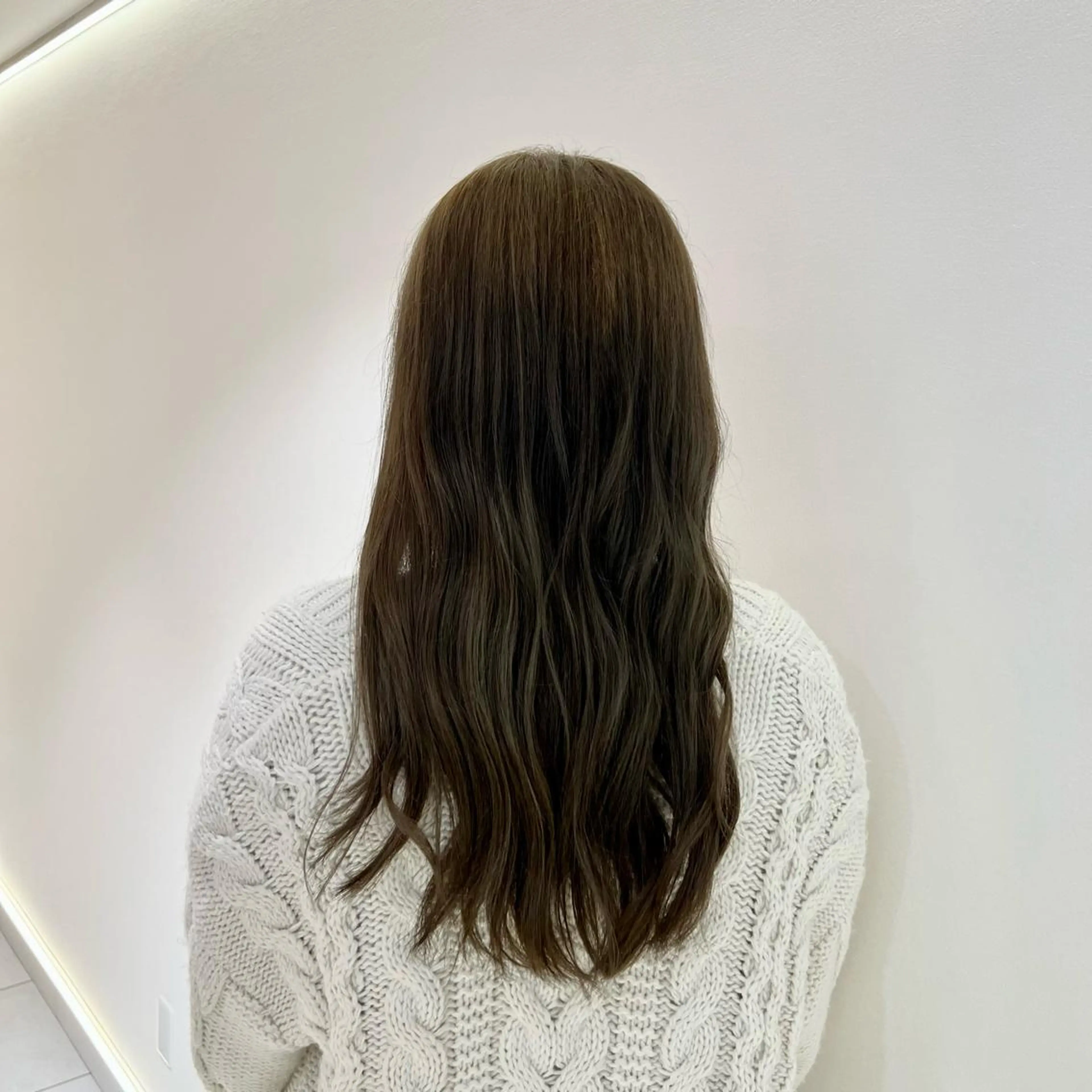 ロング マツイ ハルカのヘアスタイル