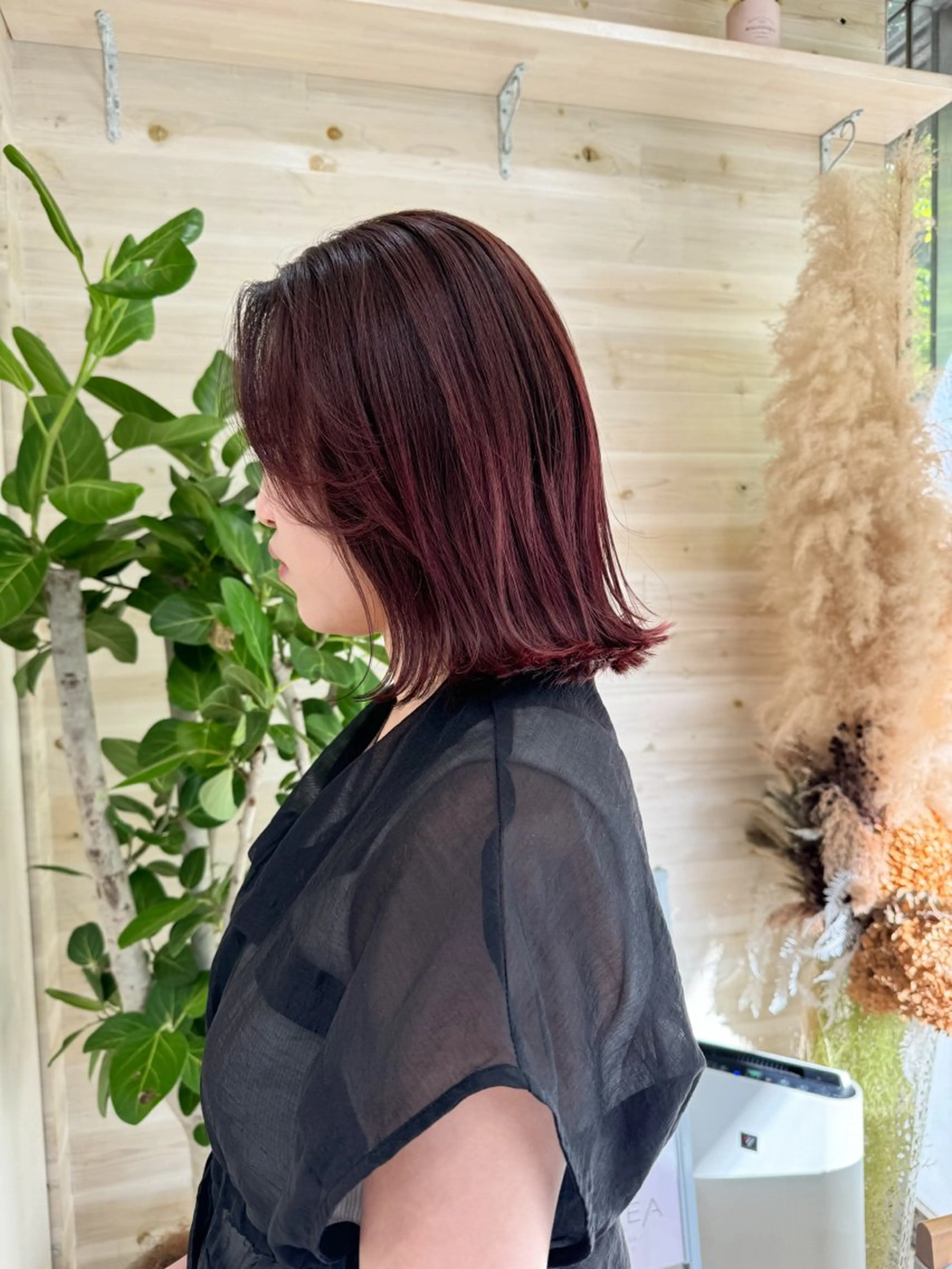 ミディアム カラー ボルドーカラー カット ヘアカラー トリートメント Seeknext // Rukaのヘアスタイル
