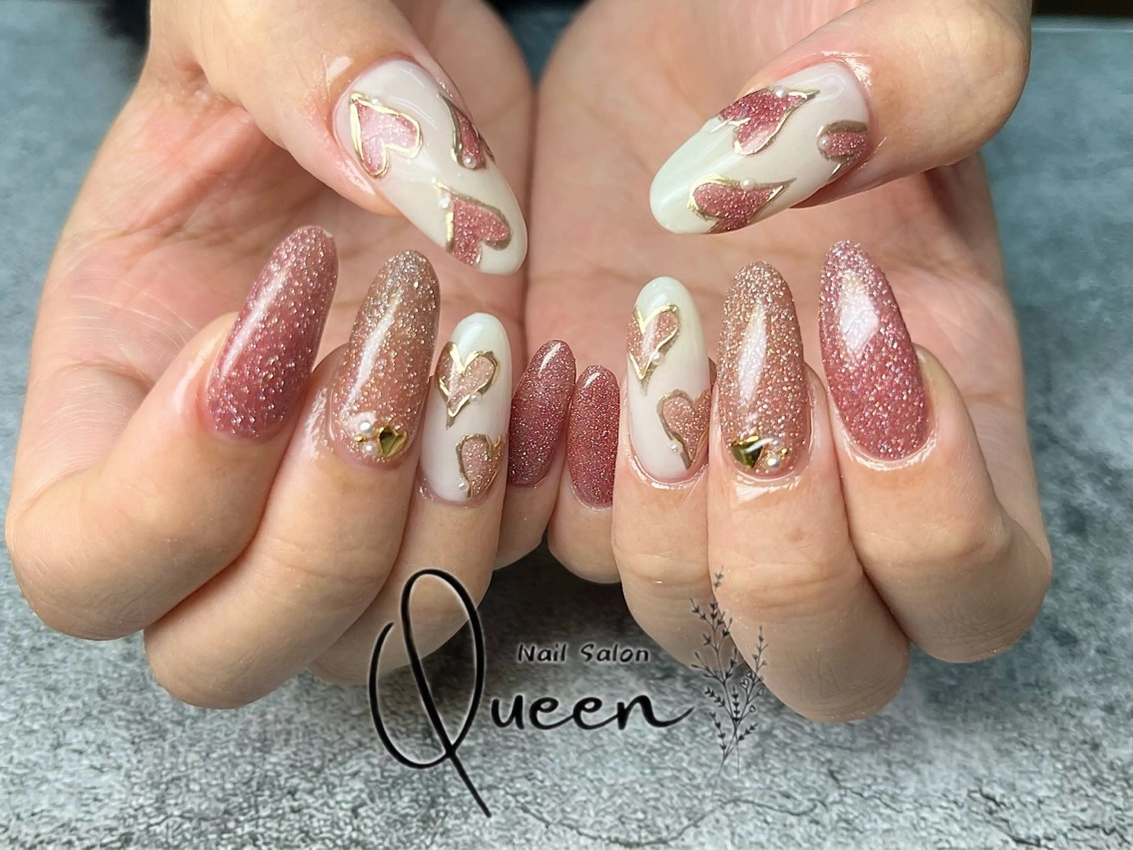 ネイル Queen nail 北堀江 ASUKAのネイルデザイン