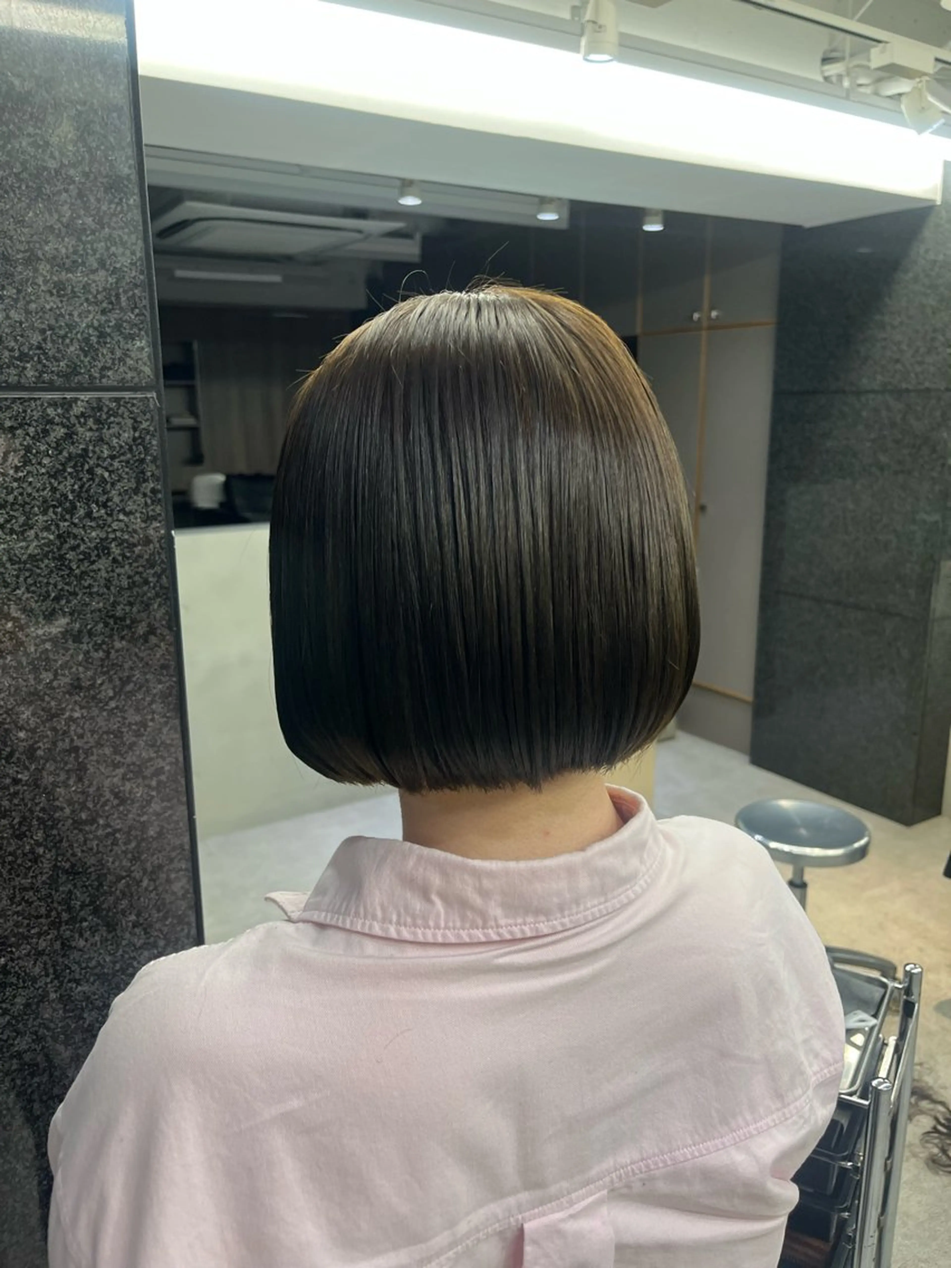 ショート ボブ カット トリートメント ボブ/ボブパーマ/ オリーブカラー/モエのヘアスタイル