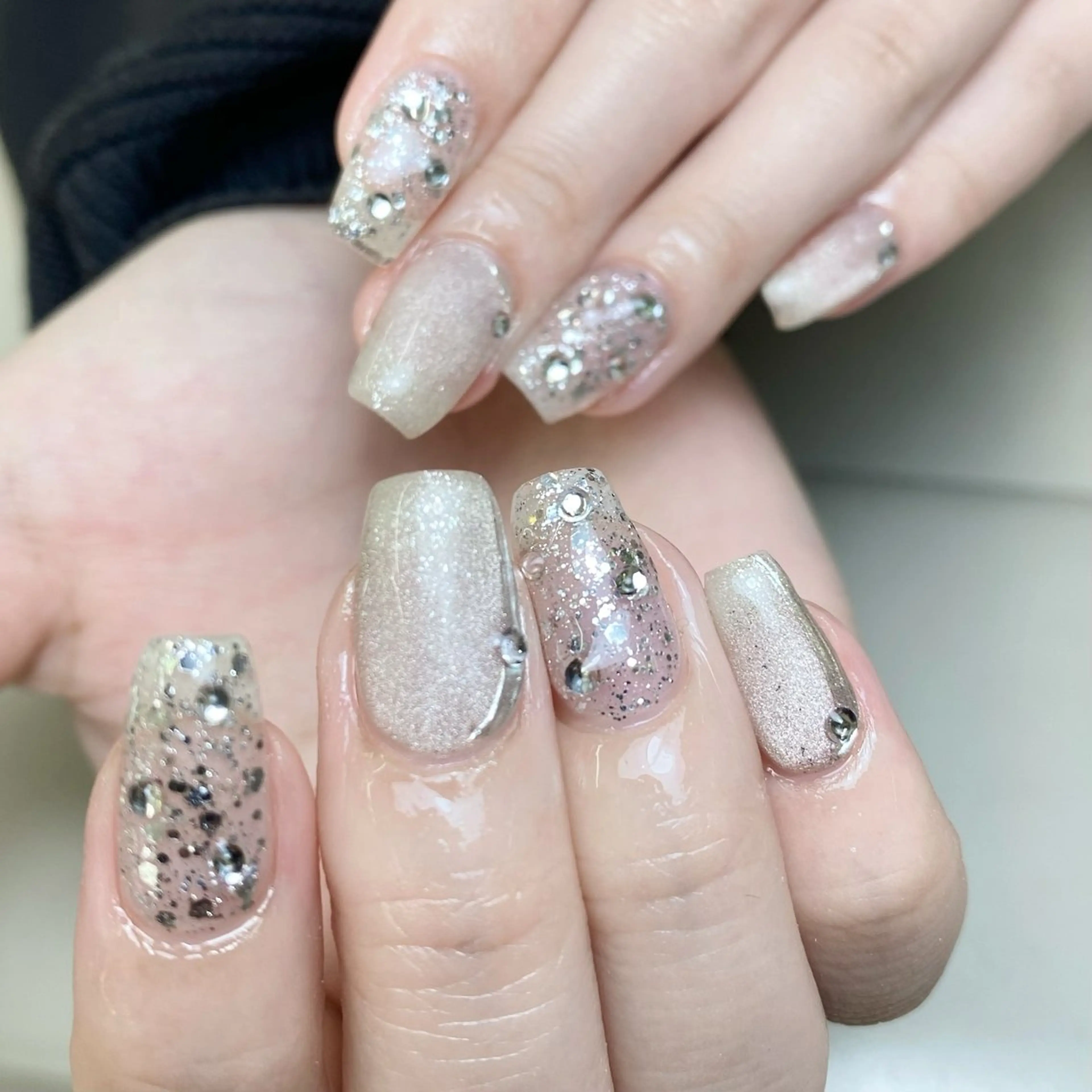 ネイル ハンドネイル AngelChris ビューティーサロン琳のネイルデザイン