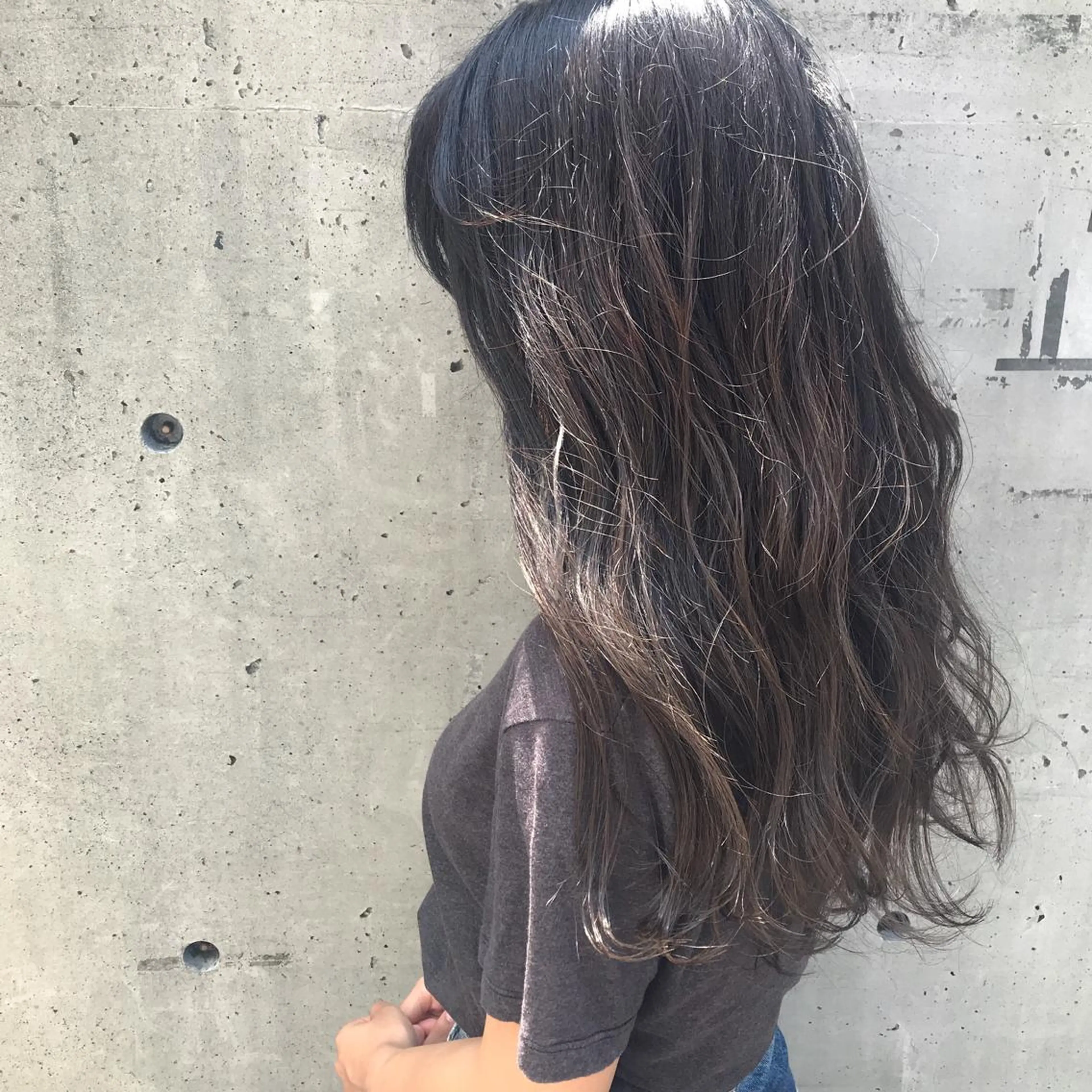 ロング カラー アッシュ ベージュカラー グラデーションカラー emme エミィ/立川のヘアスタイル