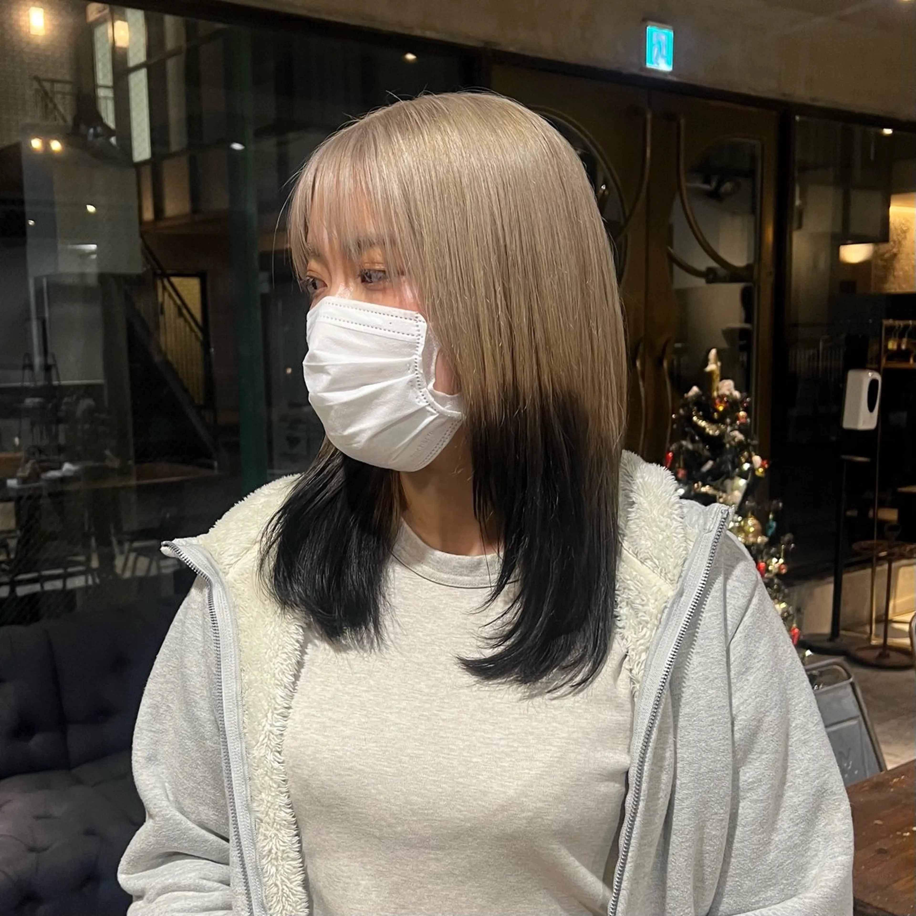 ミディアム カラー カット ヘアカラー ハイトーン/ 透明感🌿KANTAのヘアスタイル