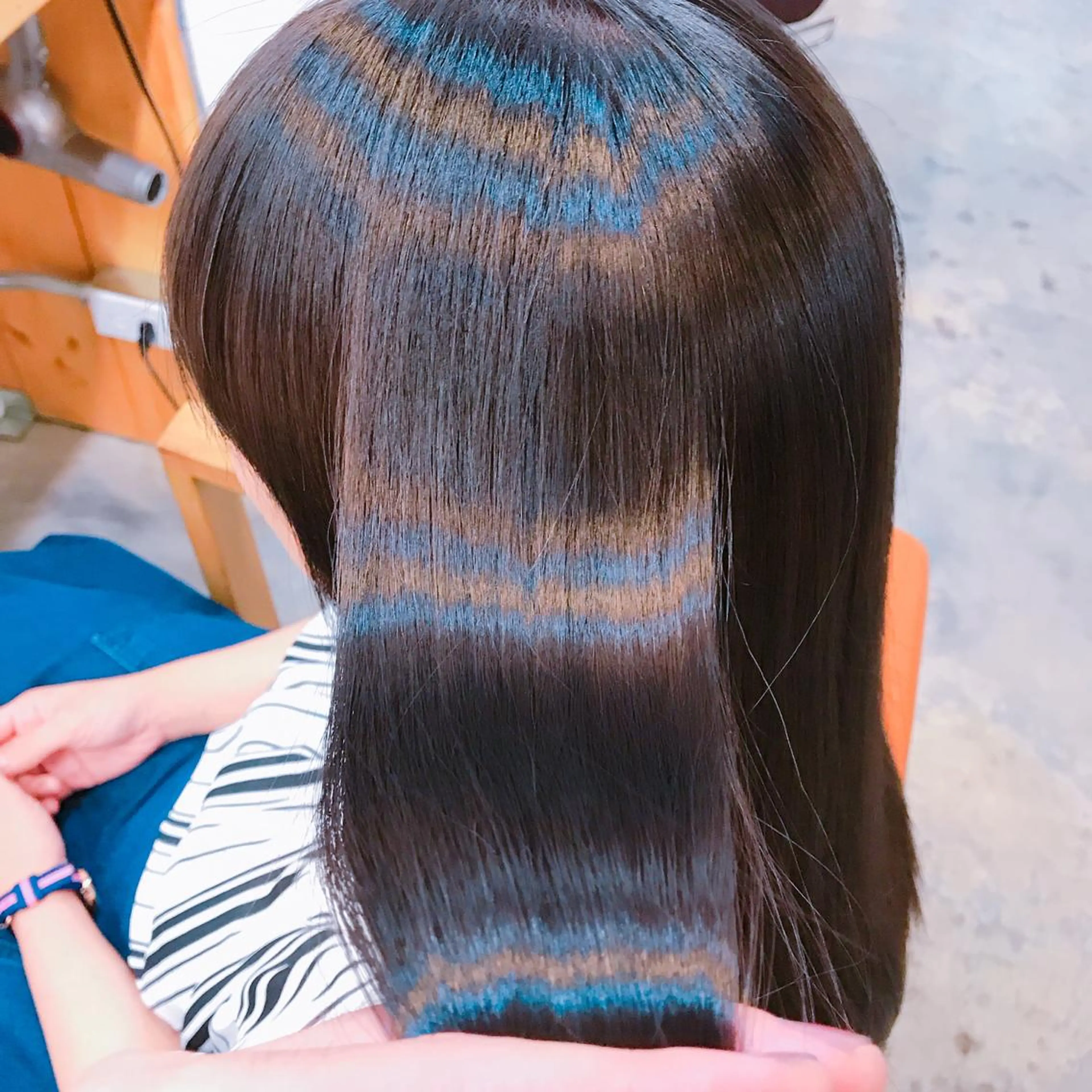 ロング カラー アディクシーカラー ブルーカラー ブルージュ 🌈限定価格🌈 鈴木　瑛輔のヘアスタイル
