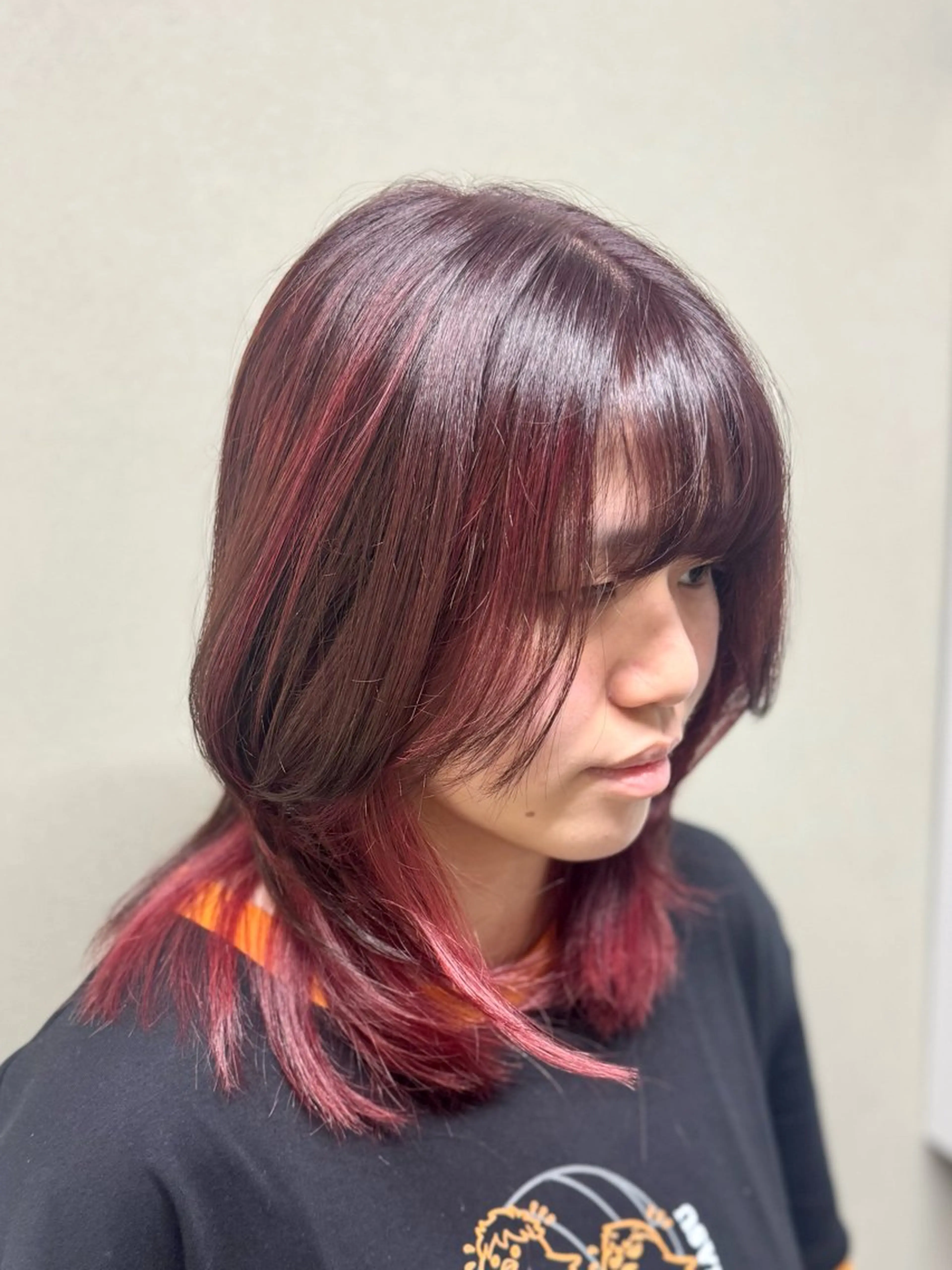 ミディアム カット ヘアカラー トリートメント yuta/韓国レイ ヤー/艶髪ストレートのヘアスタイル