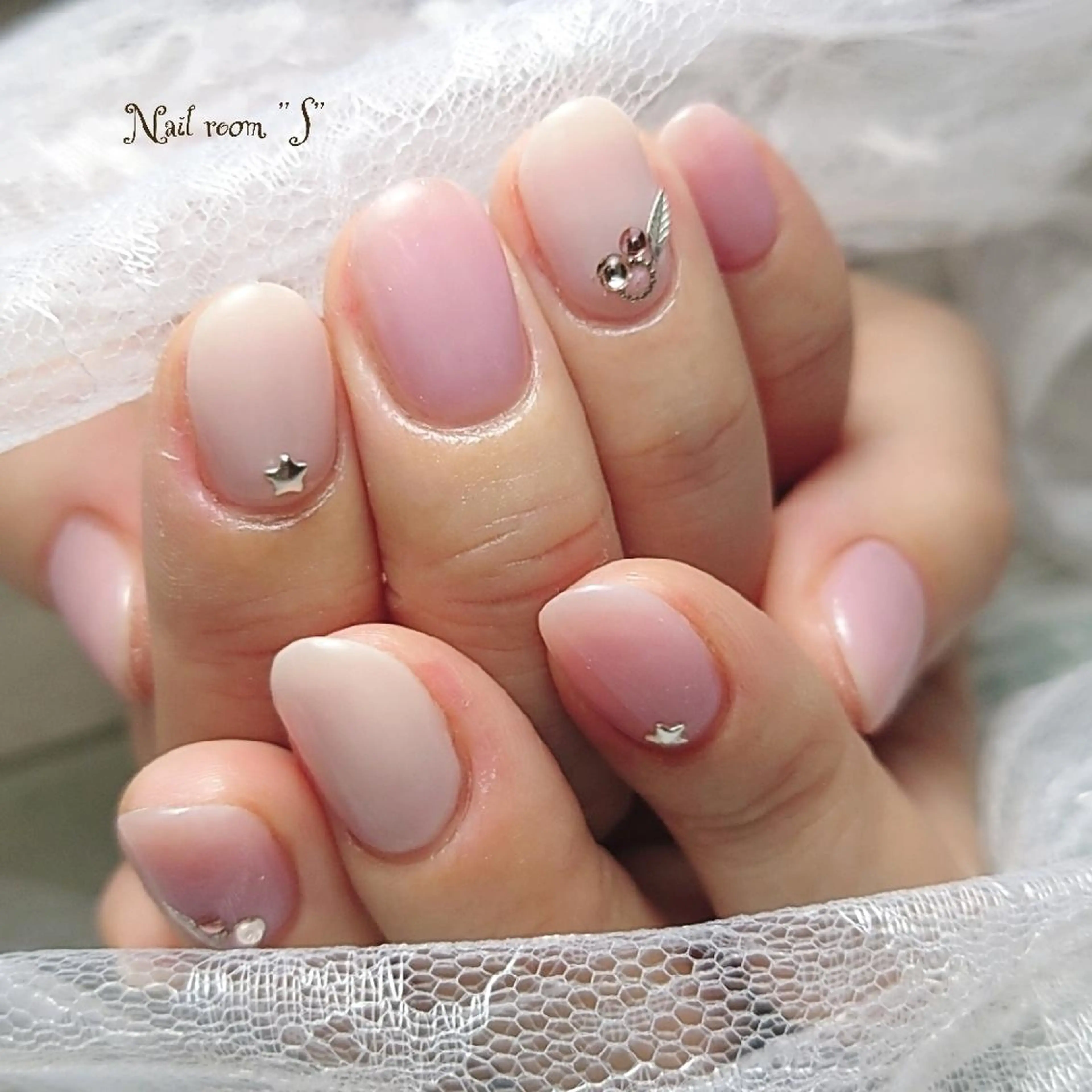 ネイル オフィスネイル Nail room  "S"  SAKAIのネイルデザイン