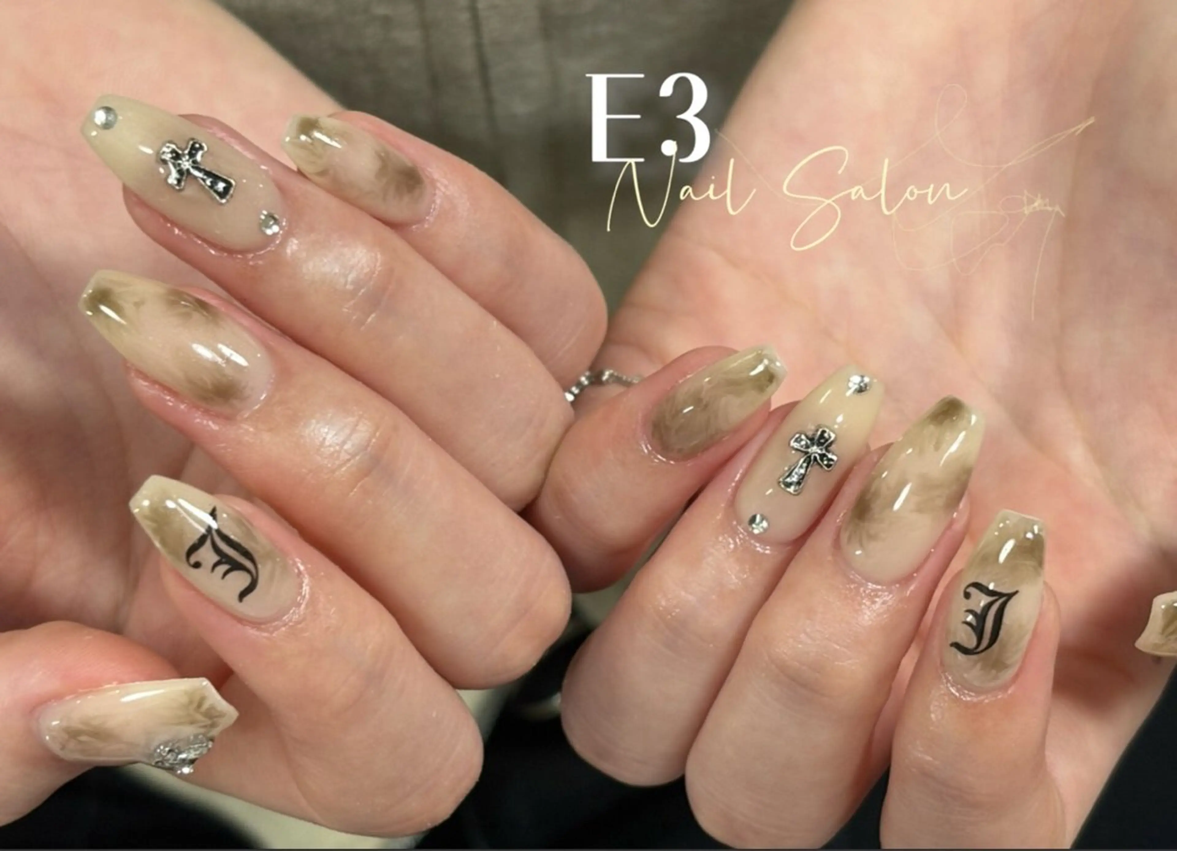 ネイル ハンドネイル E3 Nail Salon所属・山口 奈々のネイルデザイン