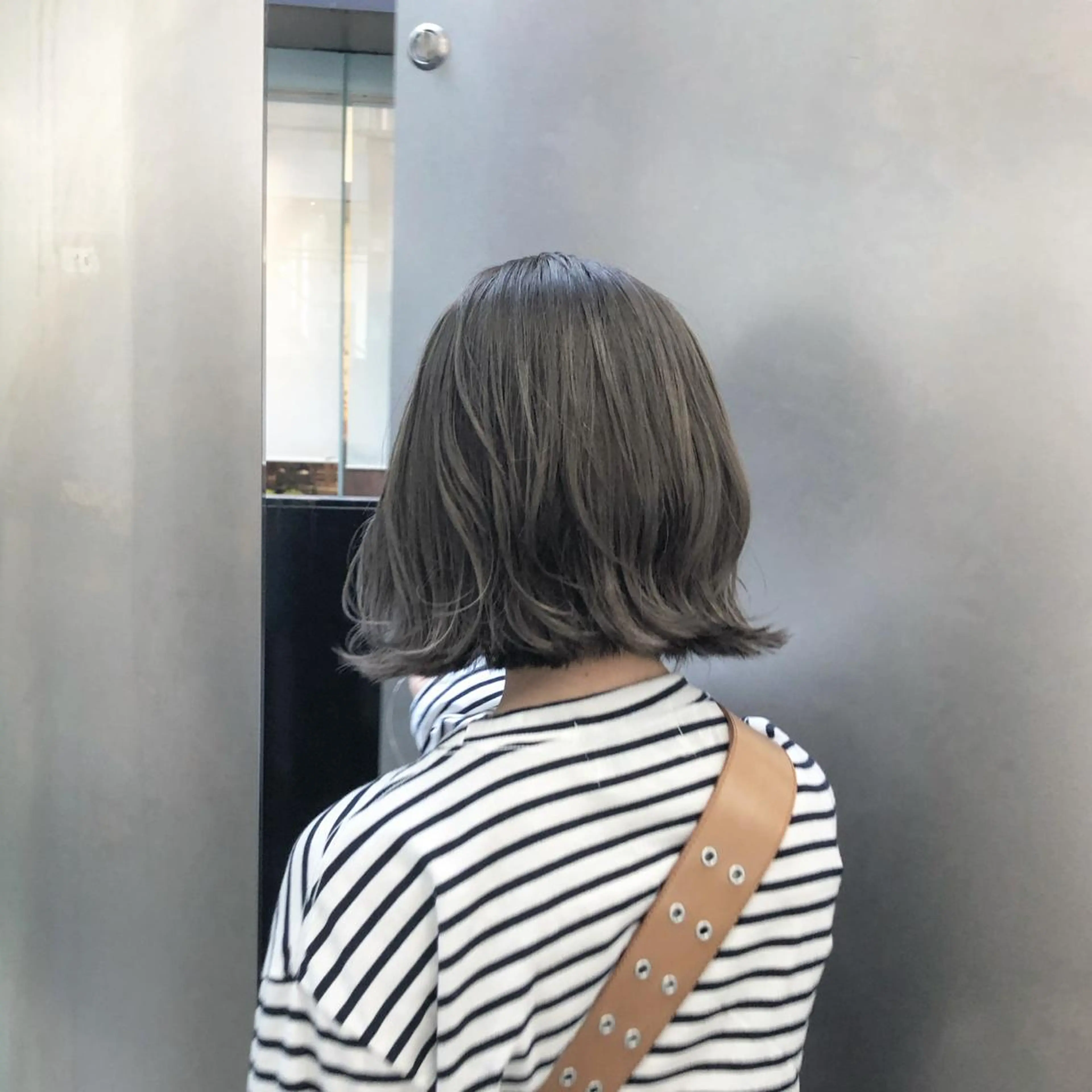 ショート miyu ハイトーン/レイヤーのヘアスタイル