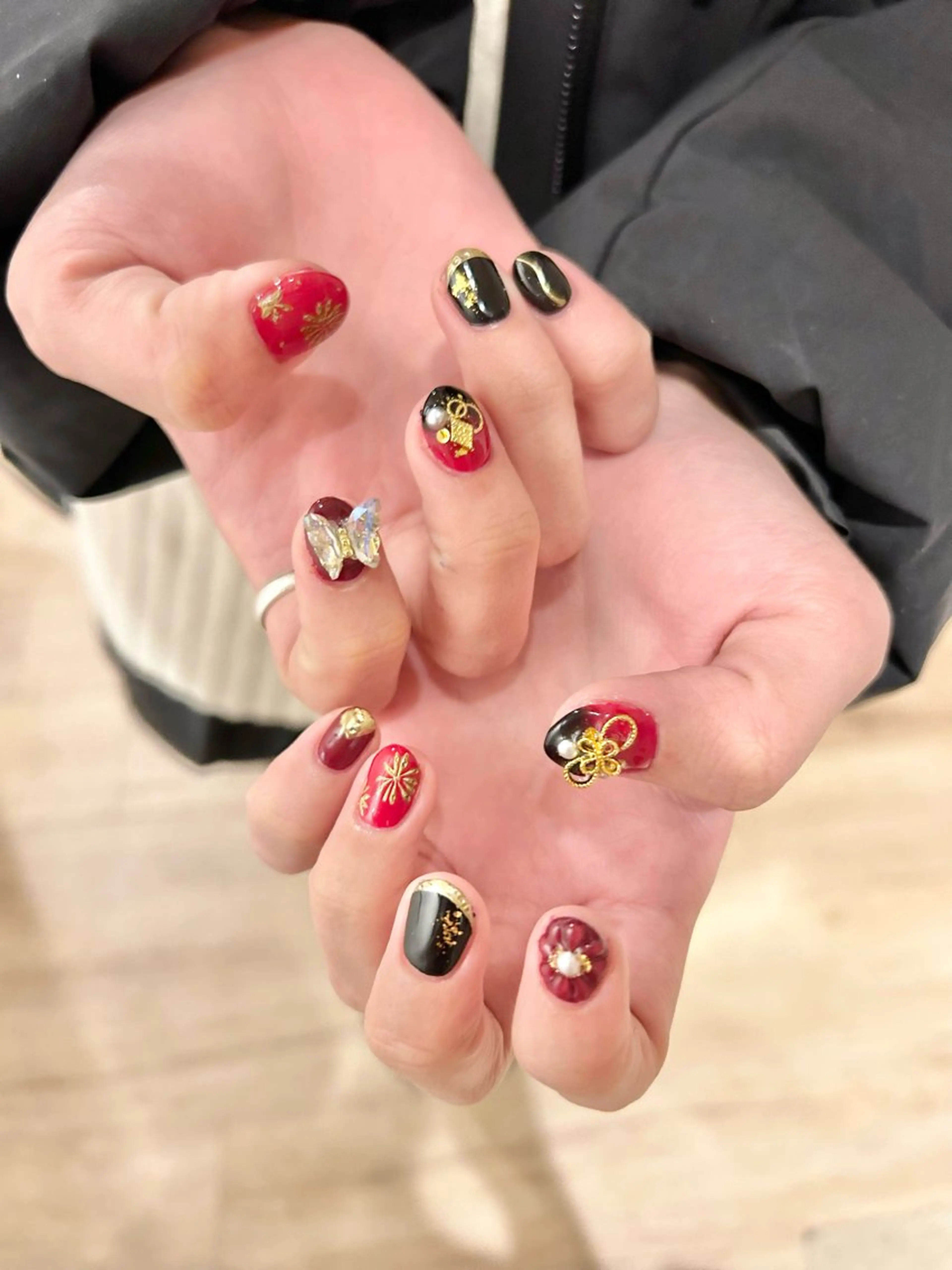 ネイル フットネイル ジェルネイル 持ち込み ニュアンスネイル パラジェル ハンドネイル Bianca 名駅店  rinnのネイルデザイン