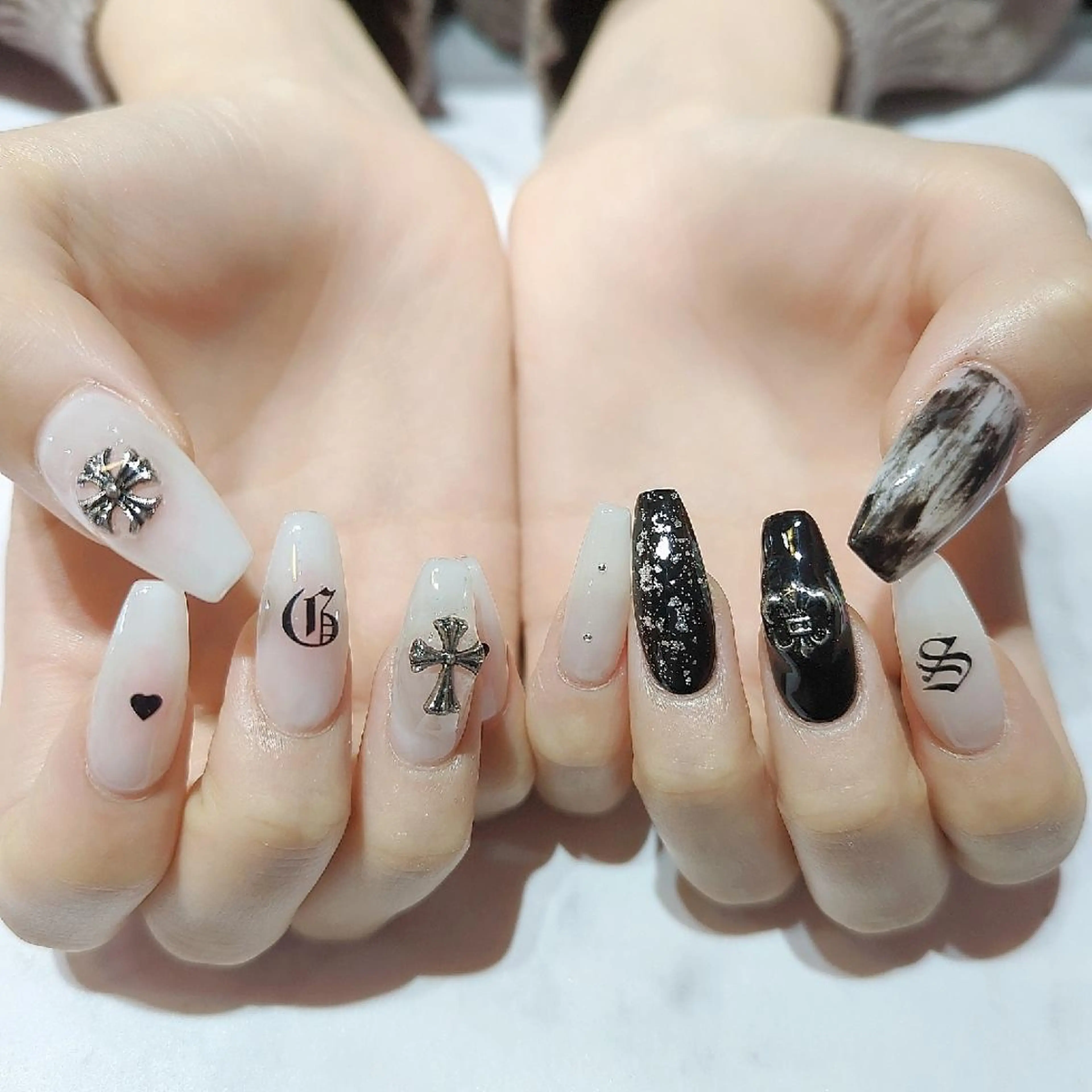 ネイル ハンドネイル あ きのネイルデザイン