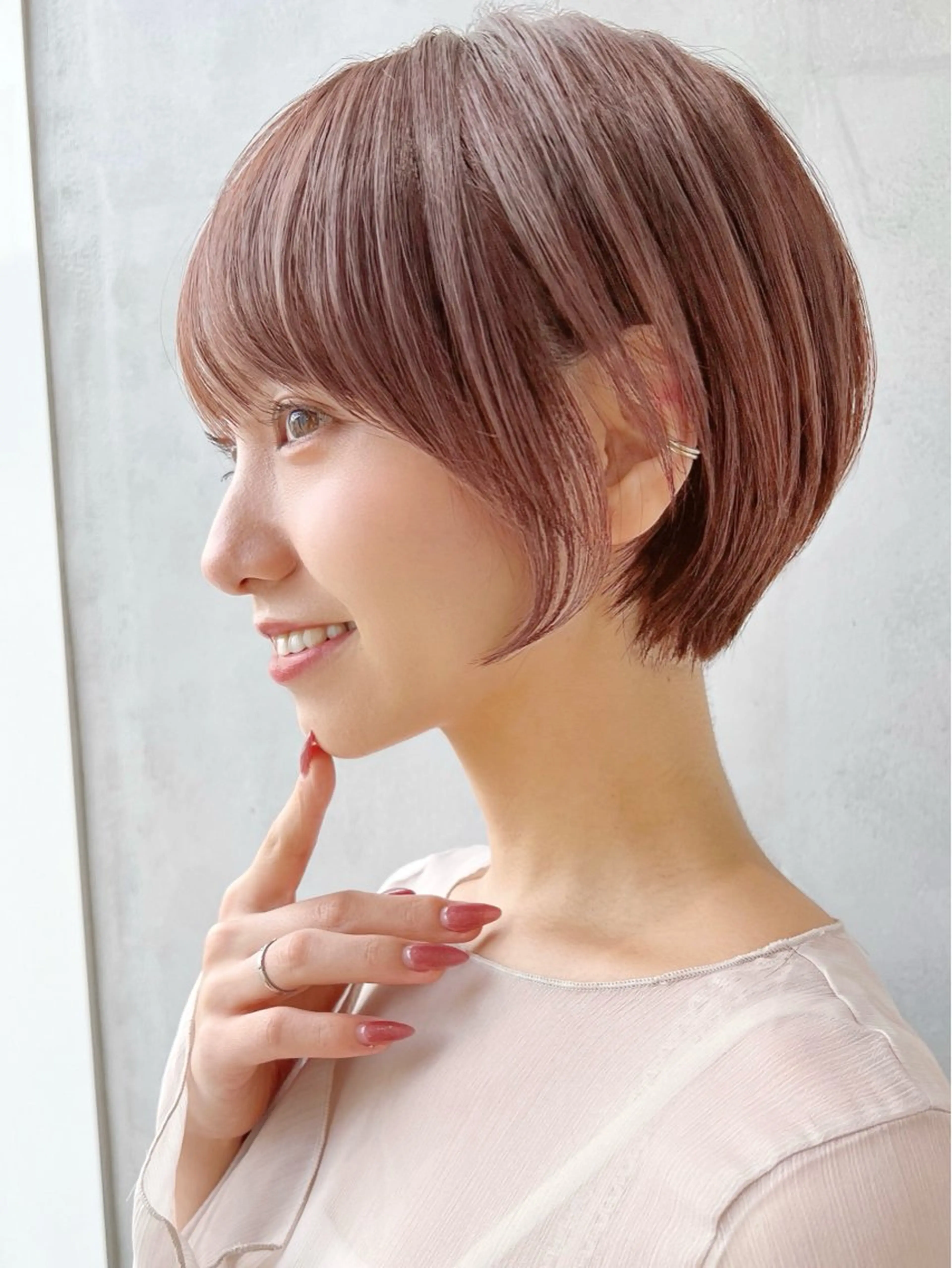 ショート カット ヘアカラー トリートメント 小顔ショート🌿 Say.石川葵のヘアスタイル