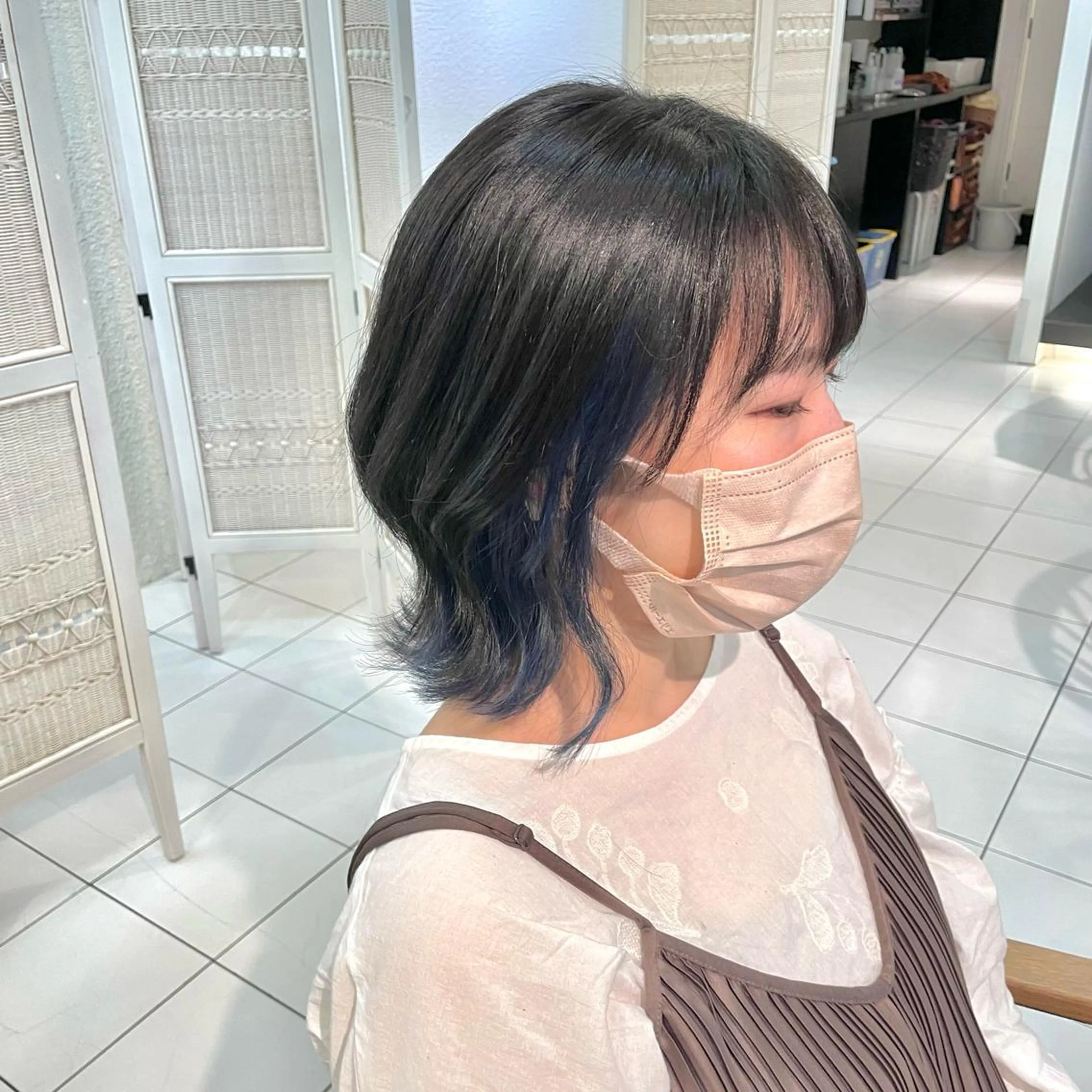 ミディアム カラー ブルーカラー インナーカラー 透明感カラー/ 寺田千雅子のヘアスタイル