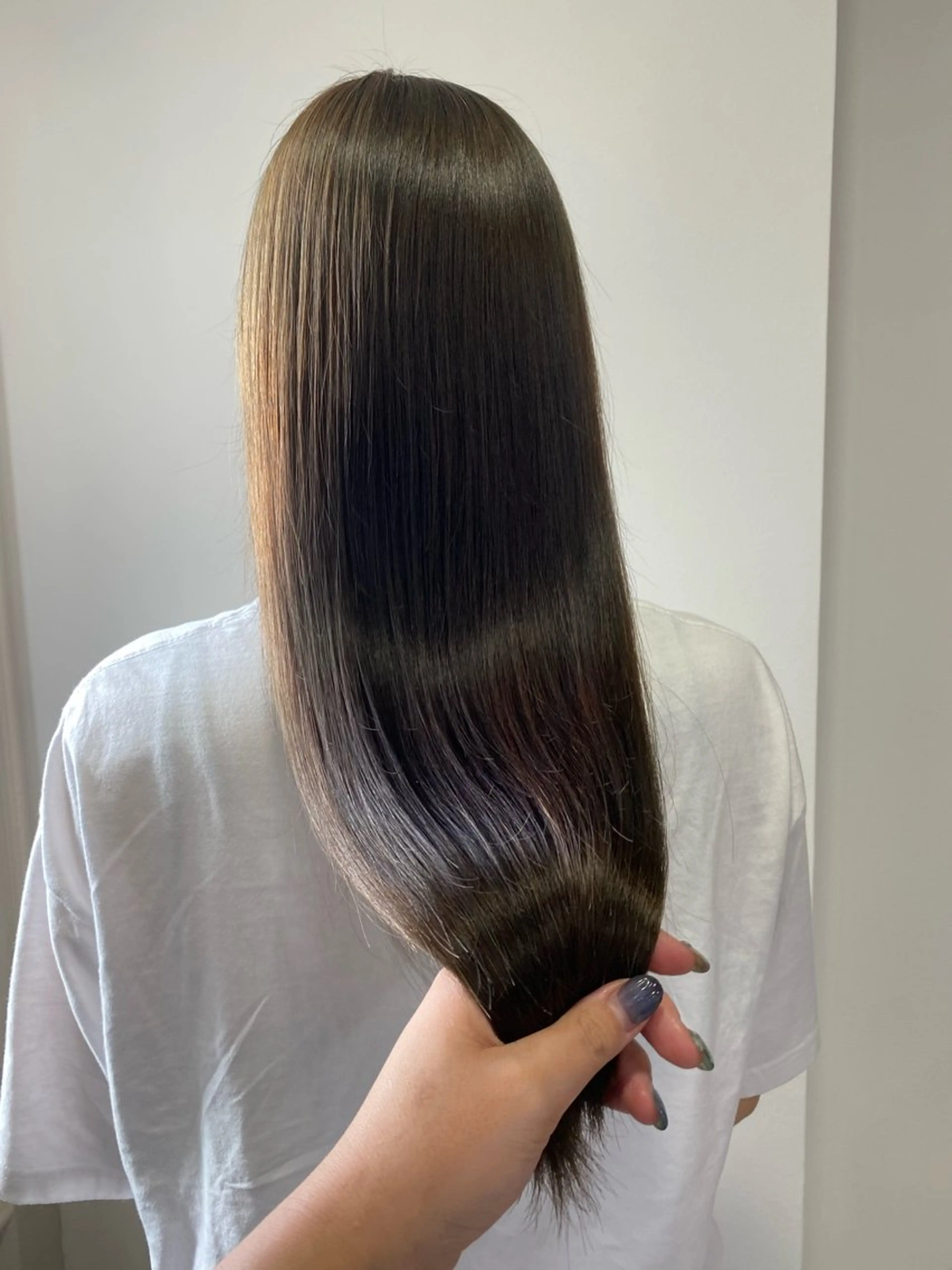 【ミニモ限定】カット+うる艶✨縮毛矯正+髪質改善トリートメント🎀の写真