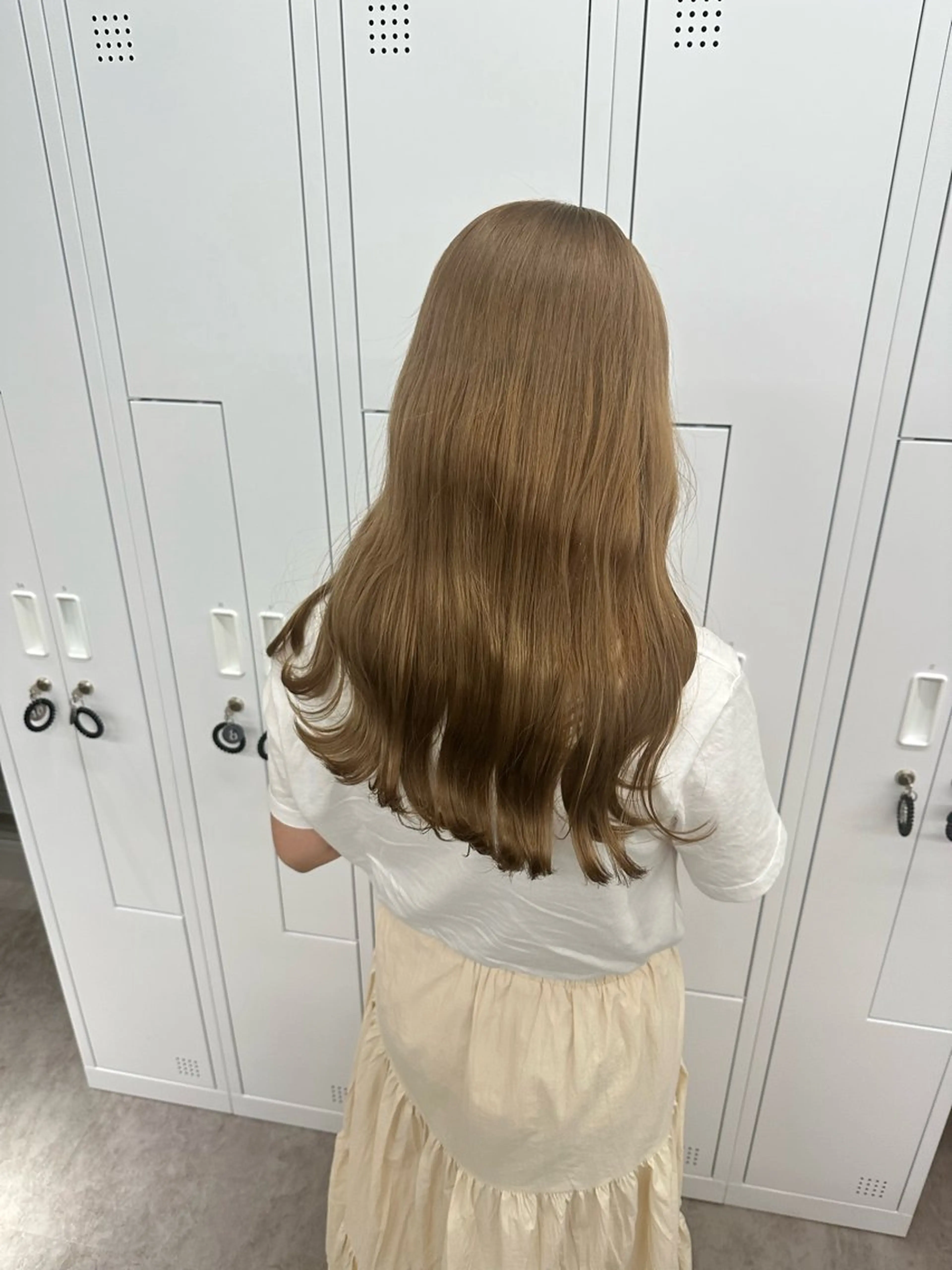 ロング カラー ブリーチ 透明感カラー 韓国風カラー 韓国風ヘア ヘアカラー tint by alo bleach 大阪梅田【ティントバイアロブリーチ】所属・✨武内凌太✨ カットモデル募集のヘアスタイル