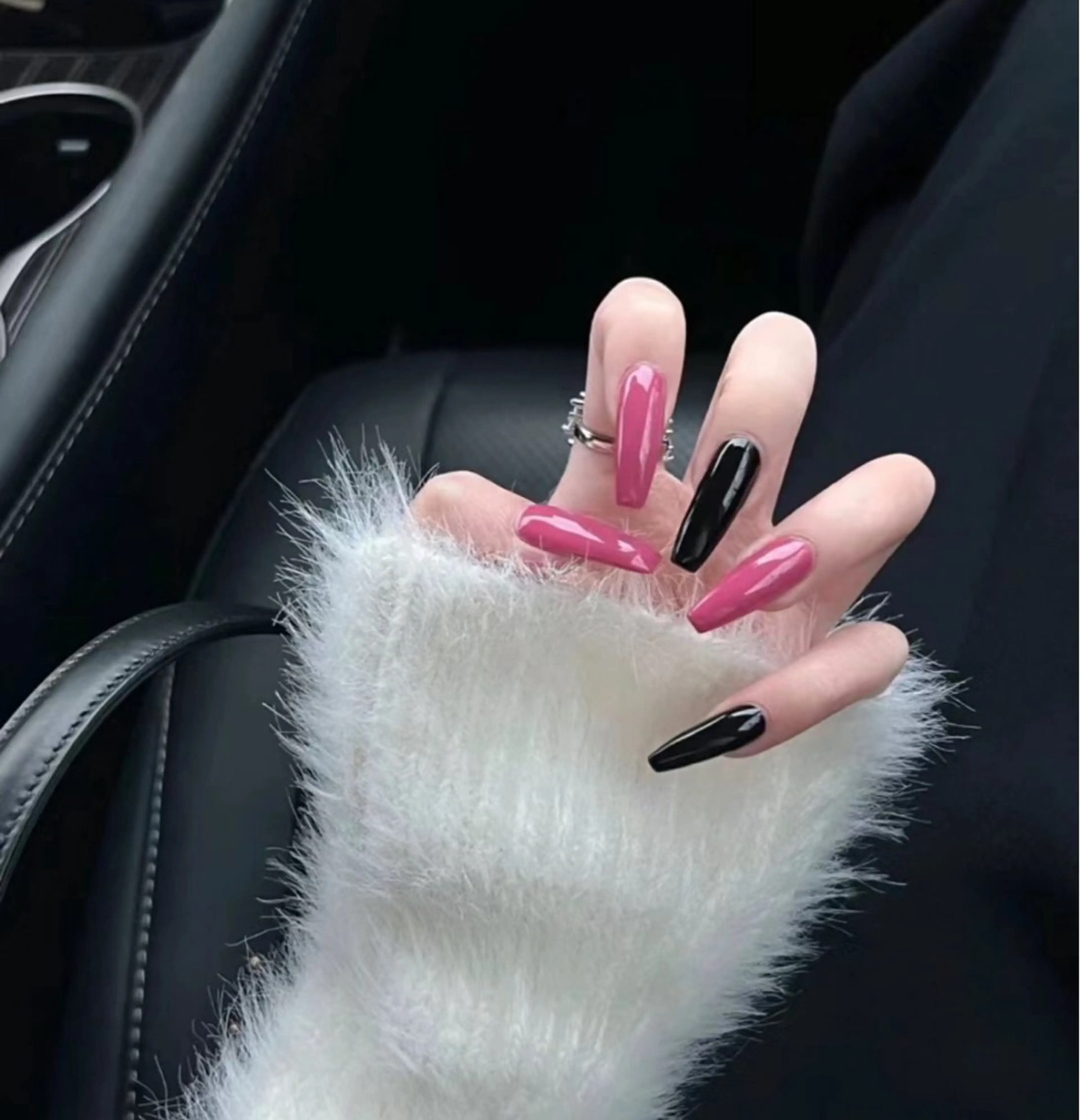 ネイル THE ONE 寺尾のネイルデザイン