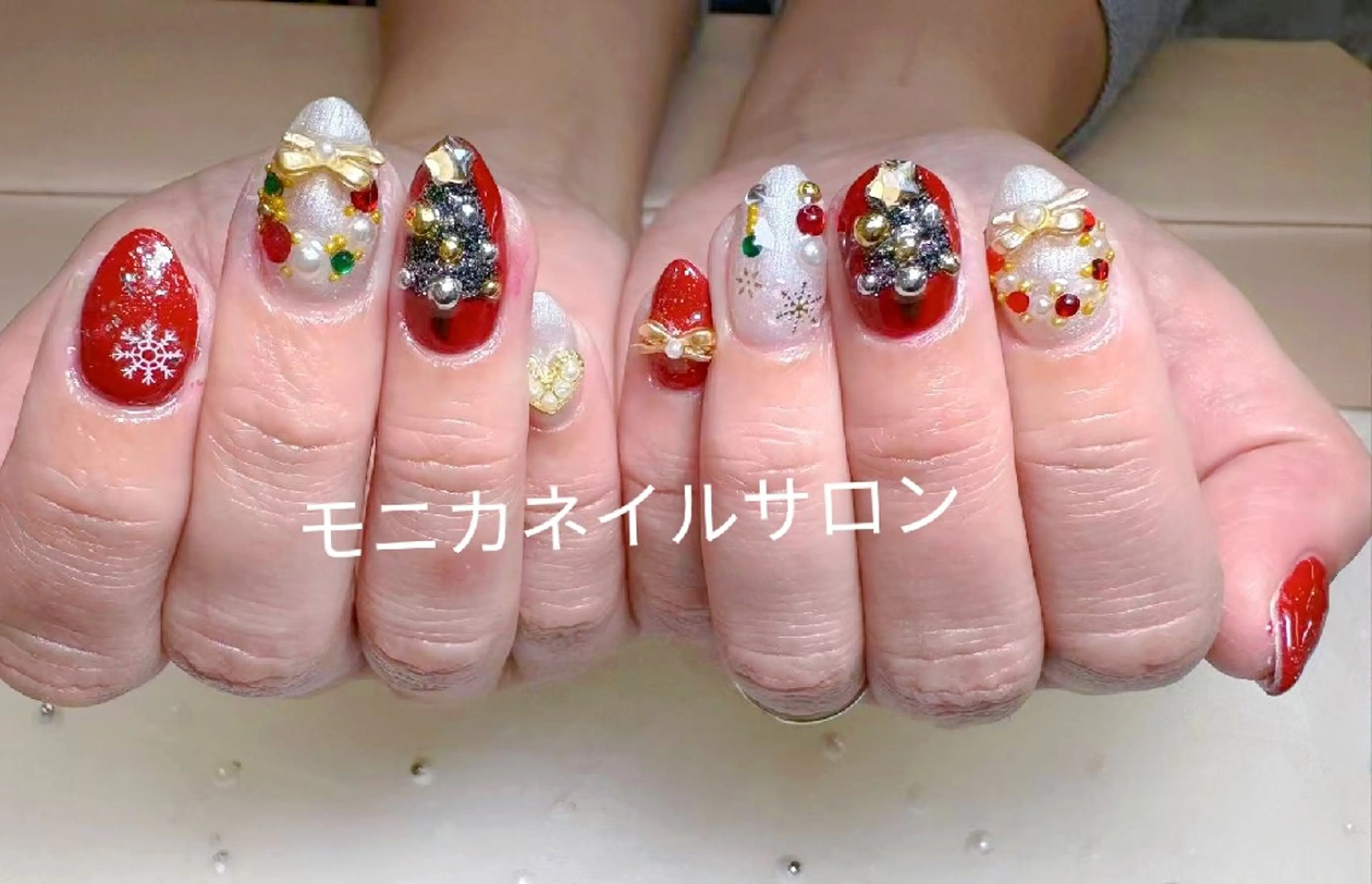 ネイル 鈴木 彩星のネイルデザイン