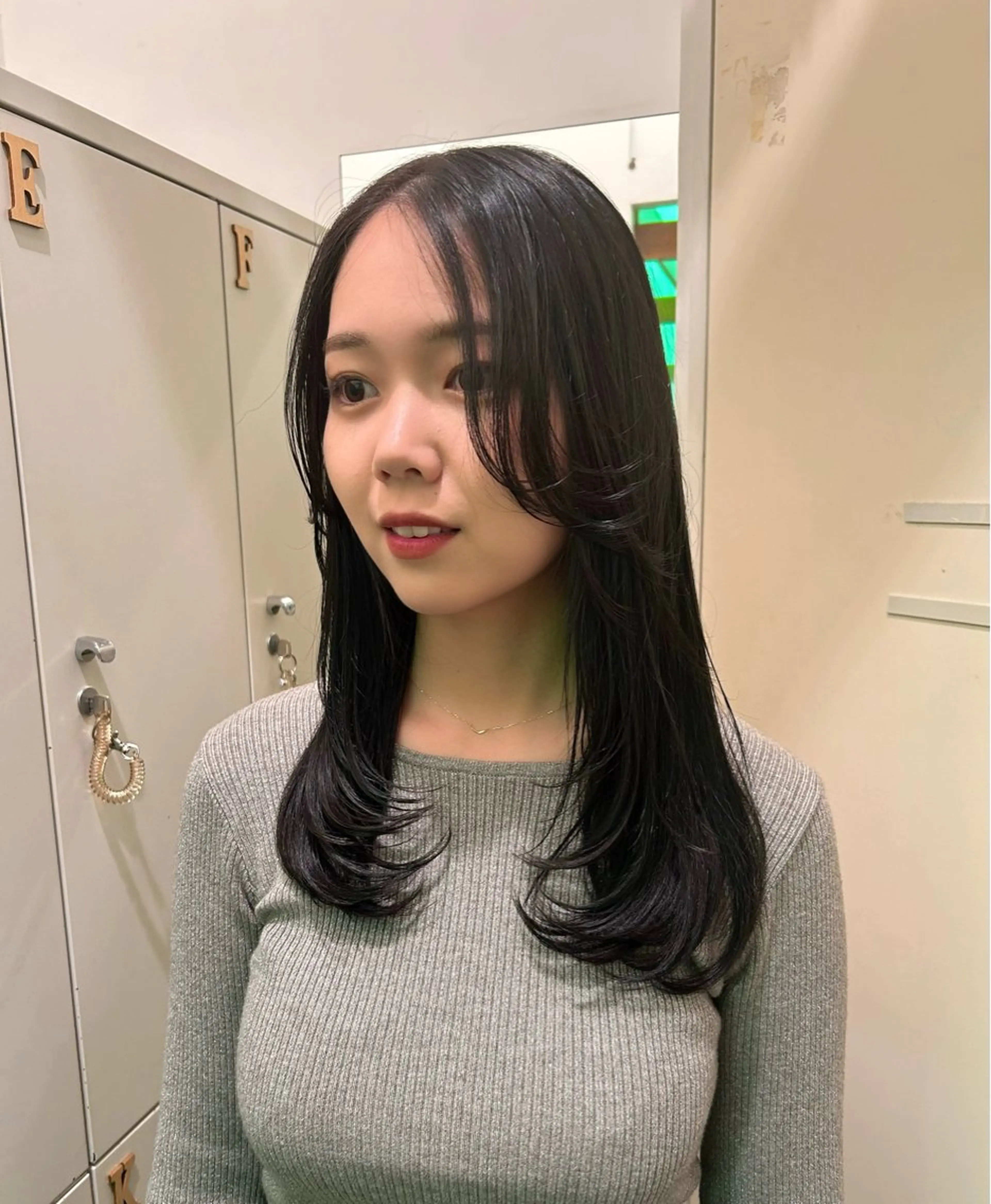 ロング レイヤーカット トリートメント カット トリートメント Hiiro/レイヤー /海外ヘアのヘアスタイル