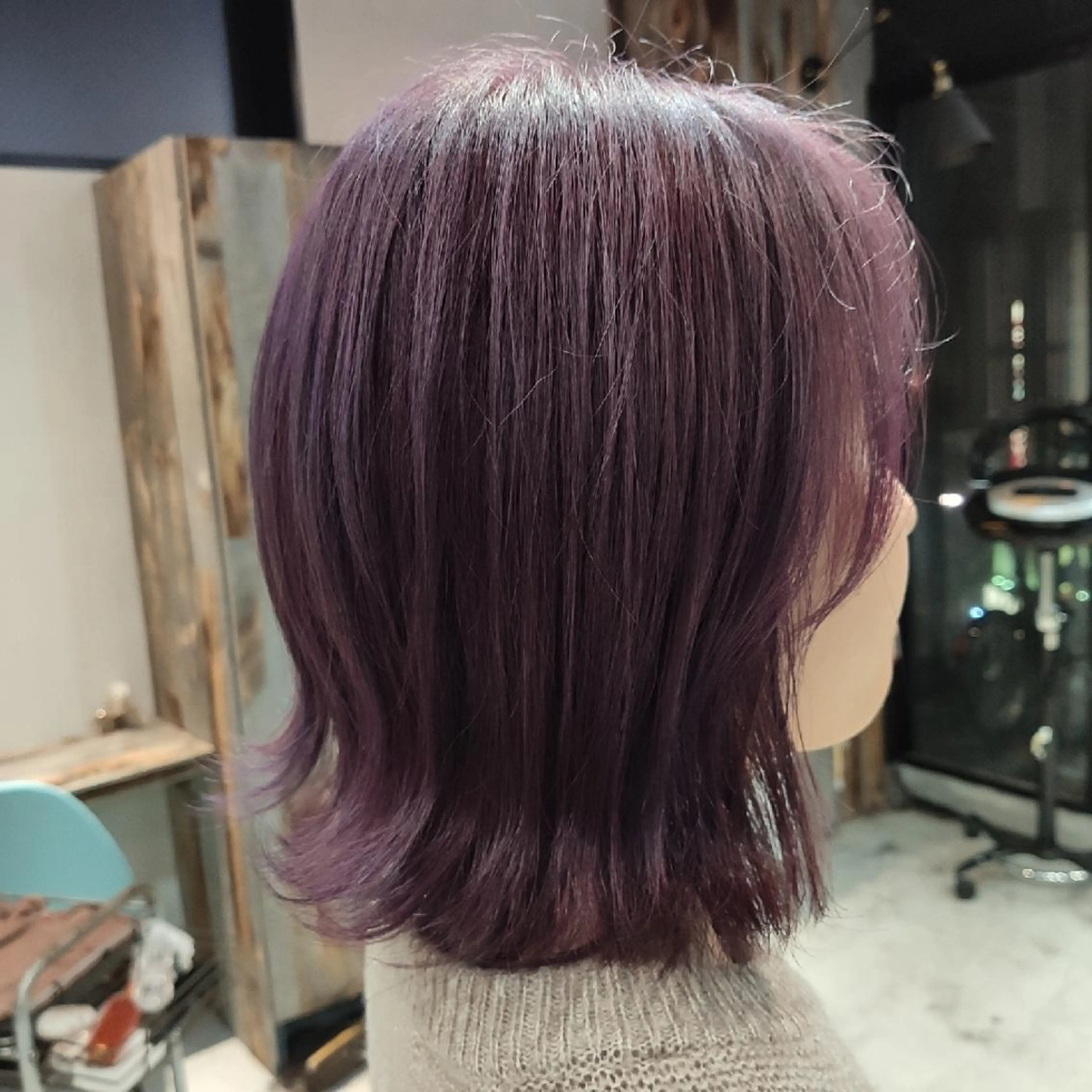 ミディアム パープルカラー 伊藤 瞭のヘアスタイル