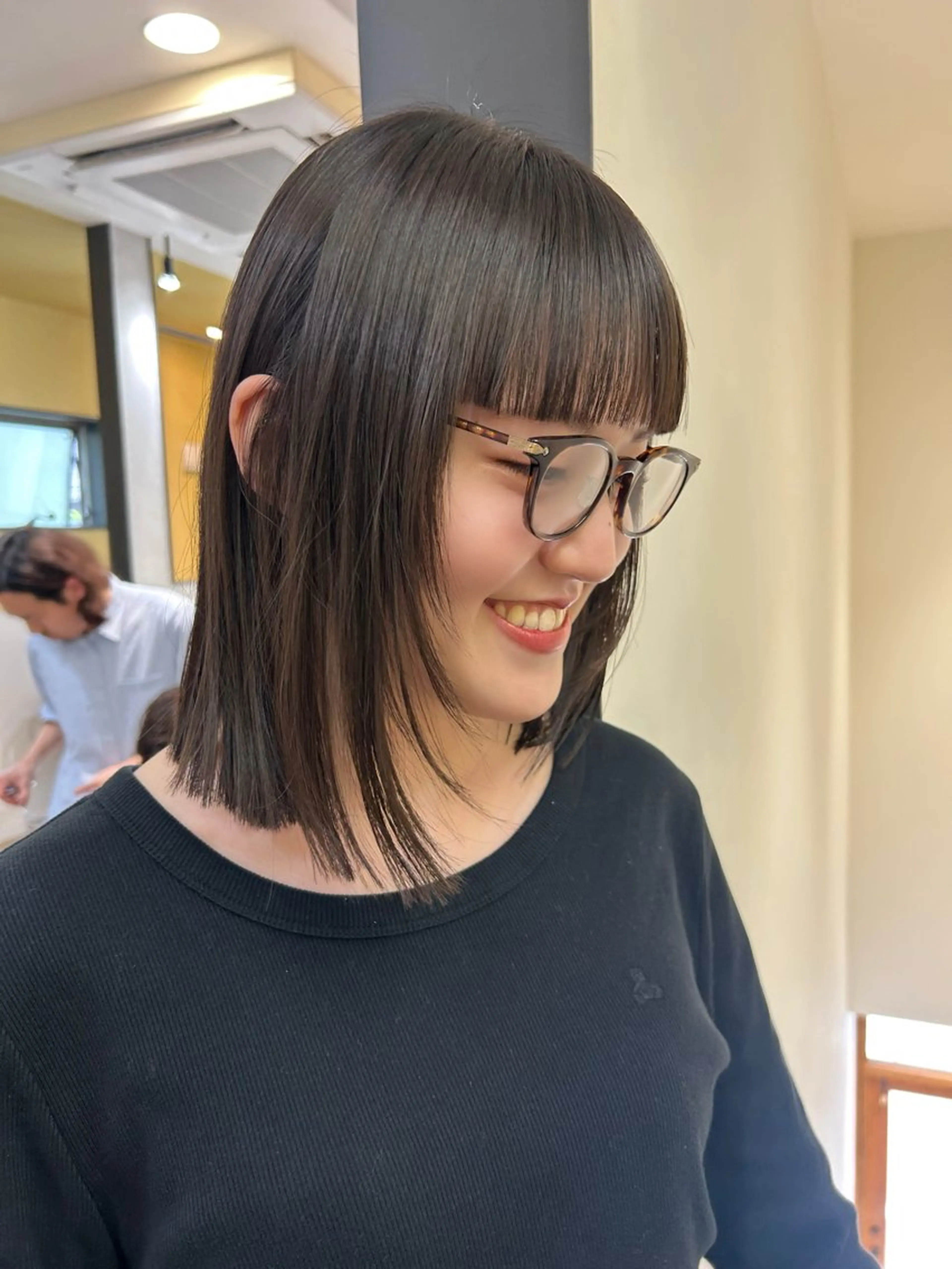ミディアム カラー ベージュカラー 透明感カラー オリーブベージュ カット ヘアカラー トリートメント hub hair レイヤー/透明感のヘアスタイル