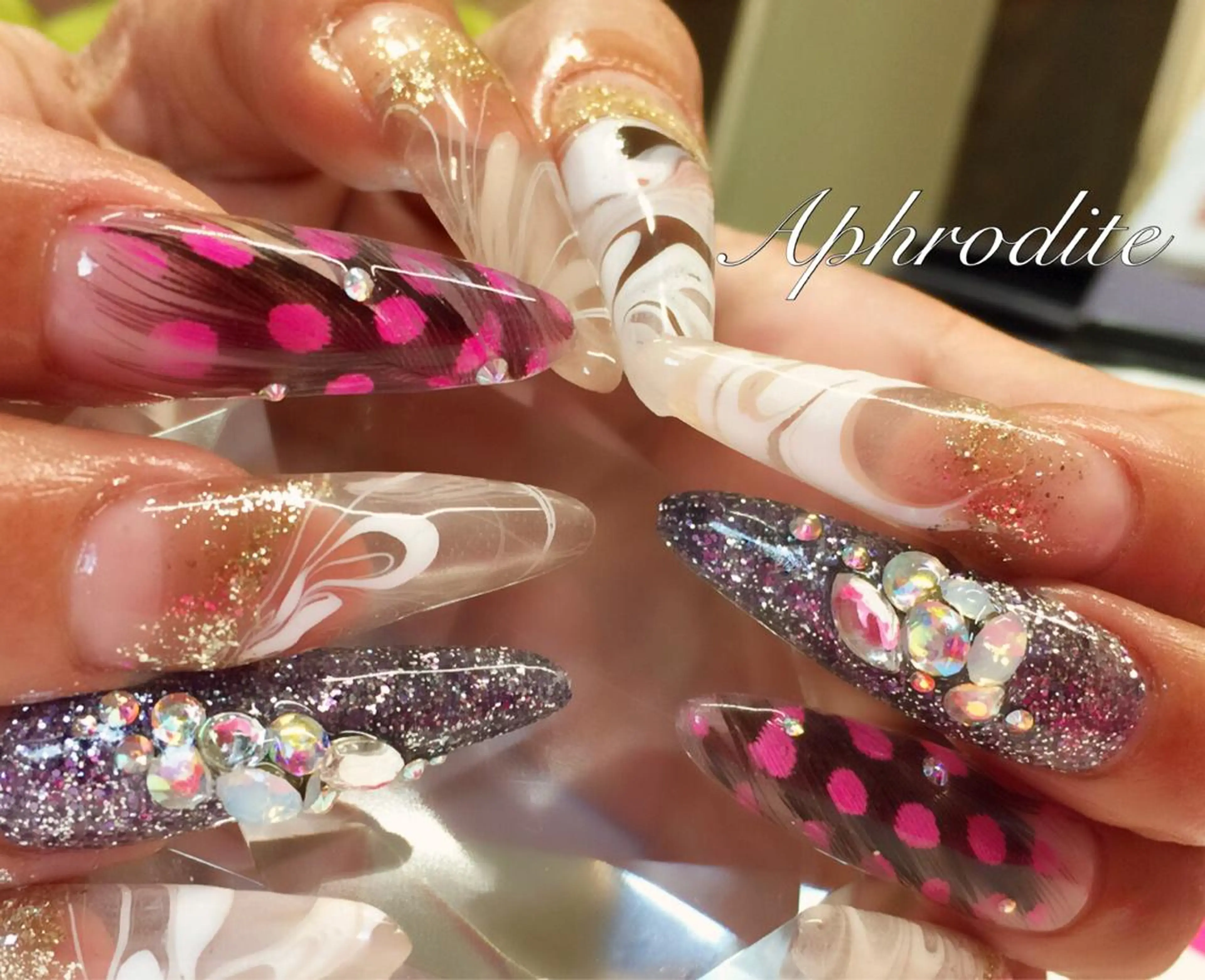 ショート セミロング ロング ネイル スカルプネイル APHRODITE Nagisaのネイルデザイン