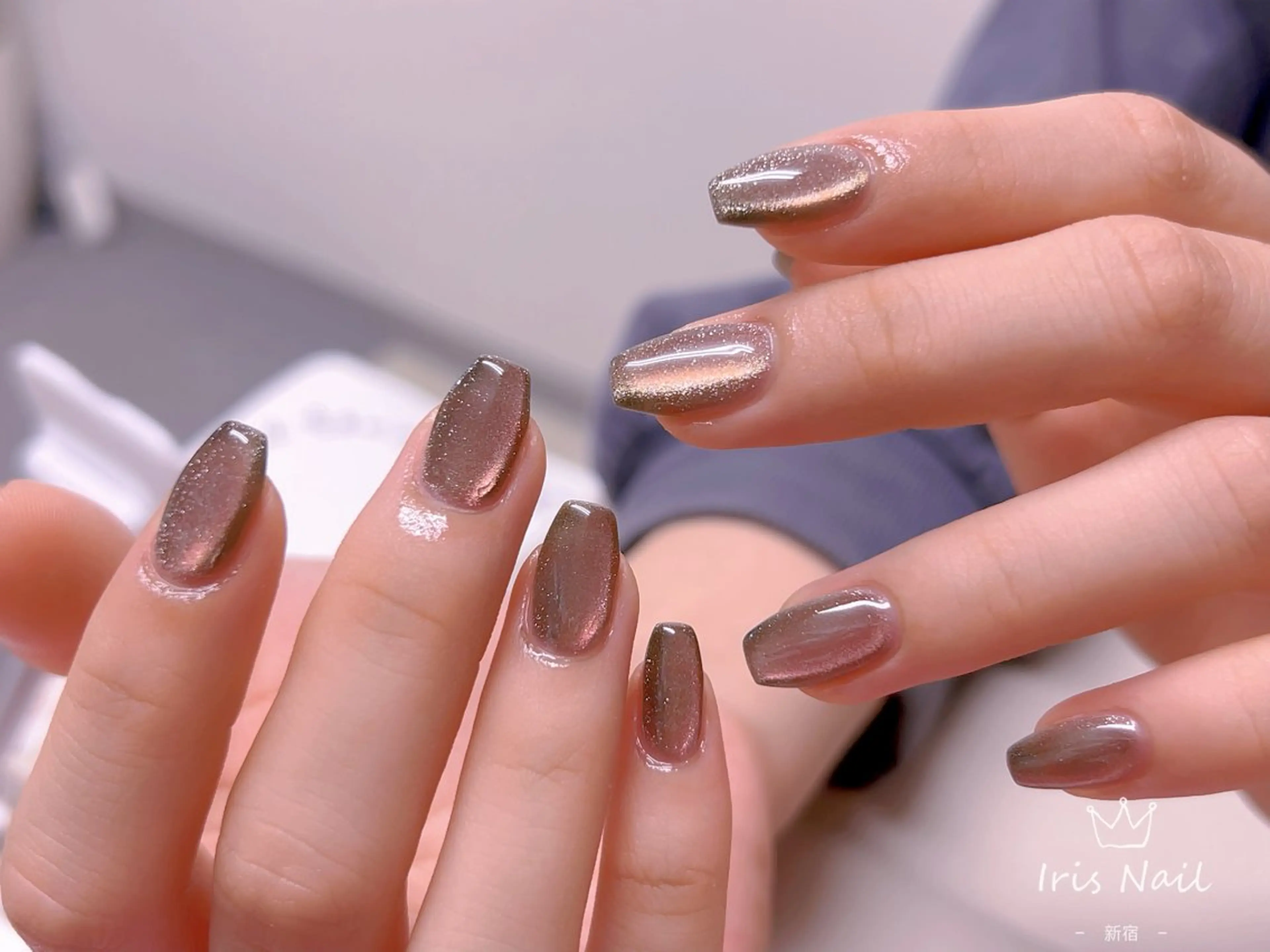 ネイル フレンチネイル ジェルネイル グラデーション 韓国ネイル マグネットネイル ハンドネイル 【長さ出し】 IRIS NAILのネイルデザイン