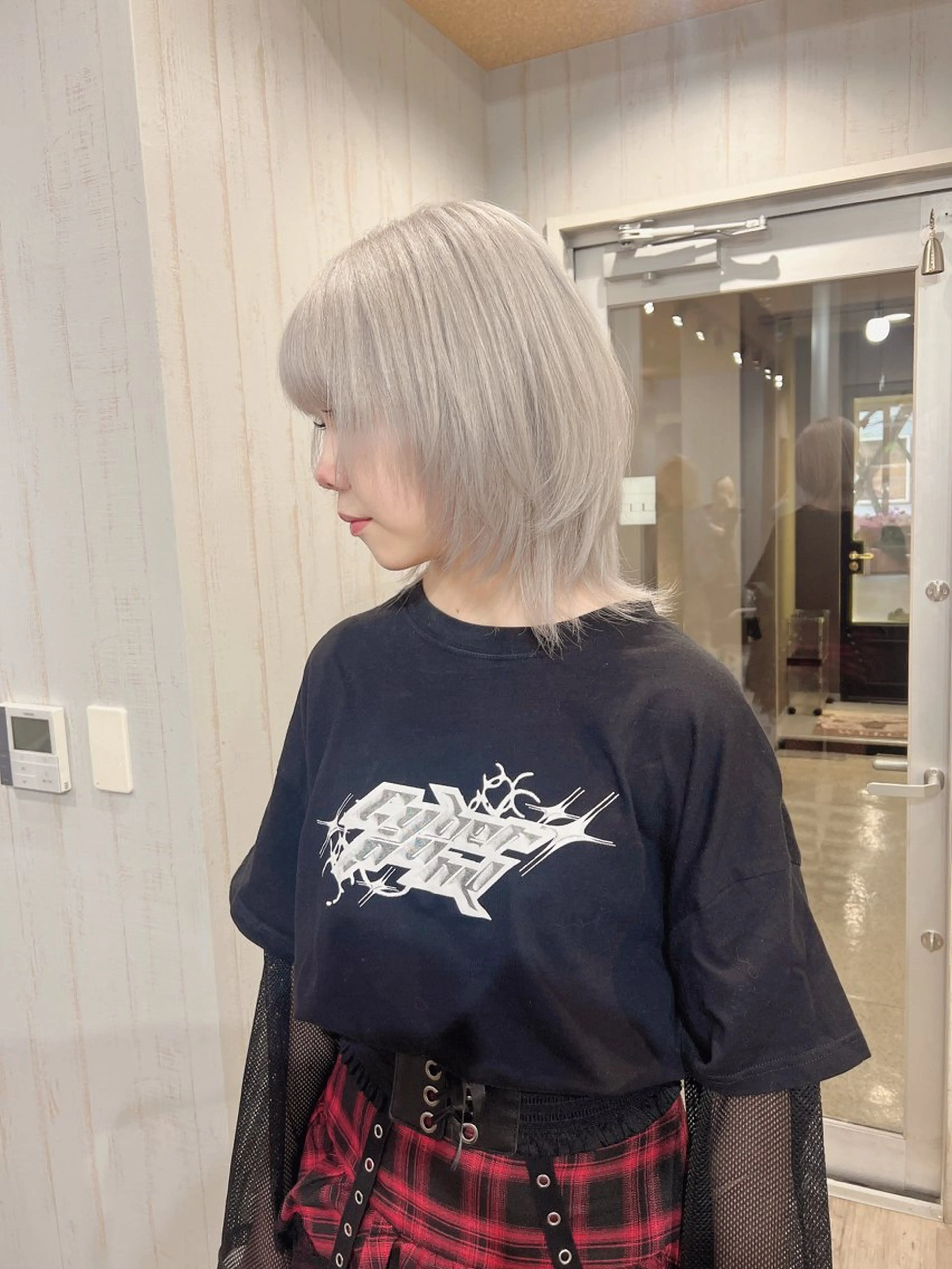 【また明るくしたい方必見】ブリーチで落としやすい黒染め＋髪質改善トリートメントの写真