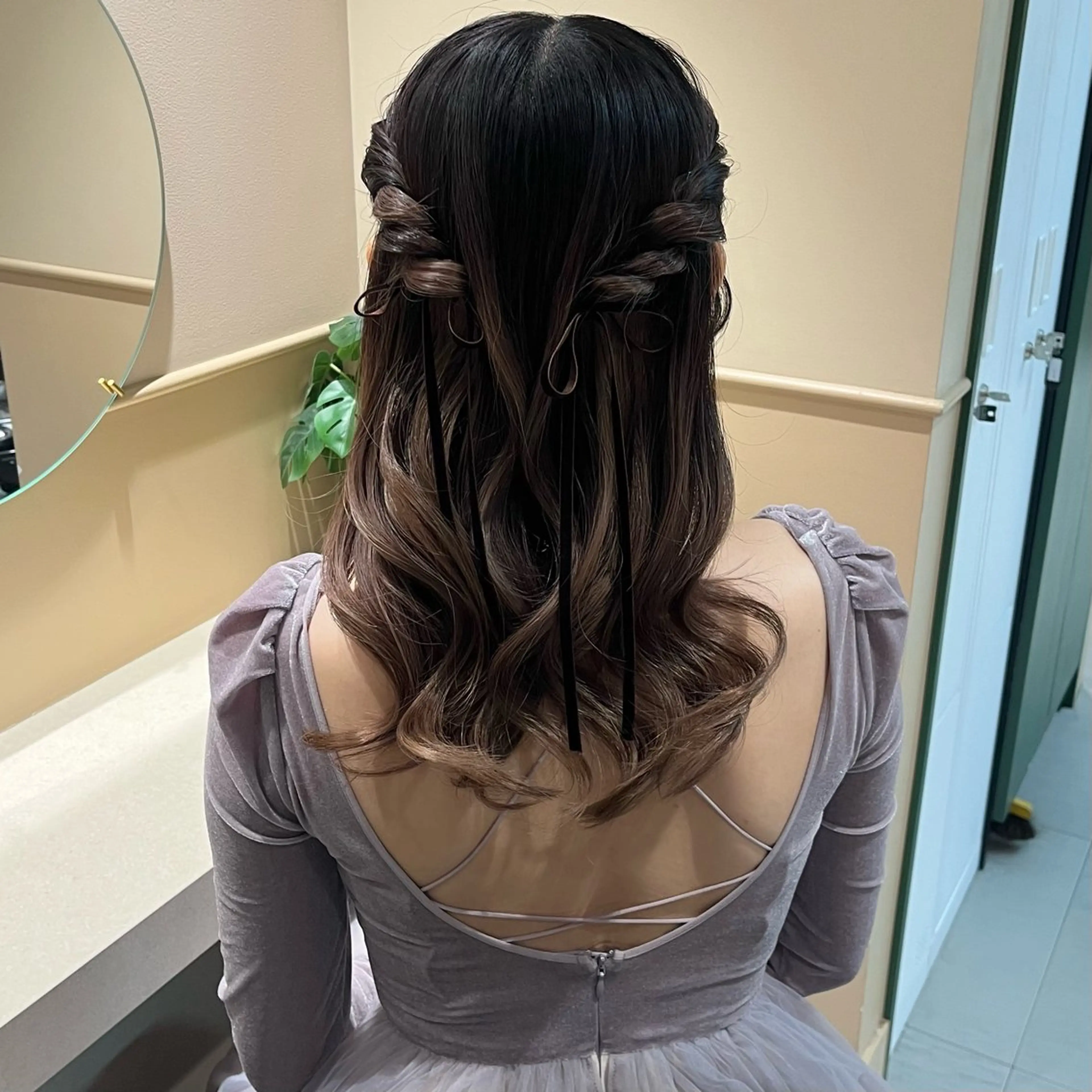 ロング ヘアアレンジ ヘアセット 🫧tomoka 透明感カラー🫧のヘアスタイル