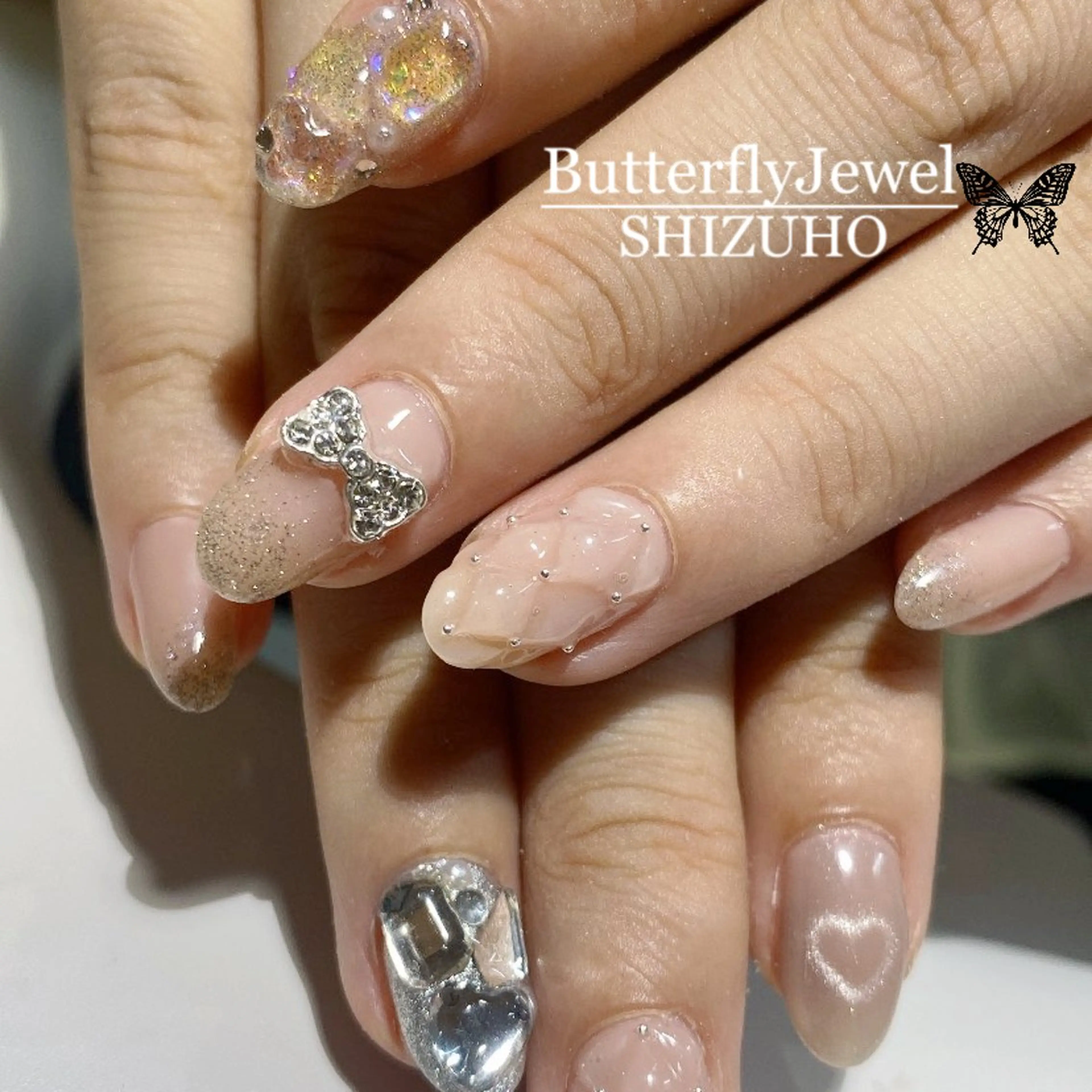 ネイル ガーリー ハンドネイル Butterfly Jewel本店 石原のネイルデザイン