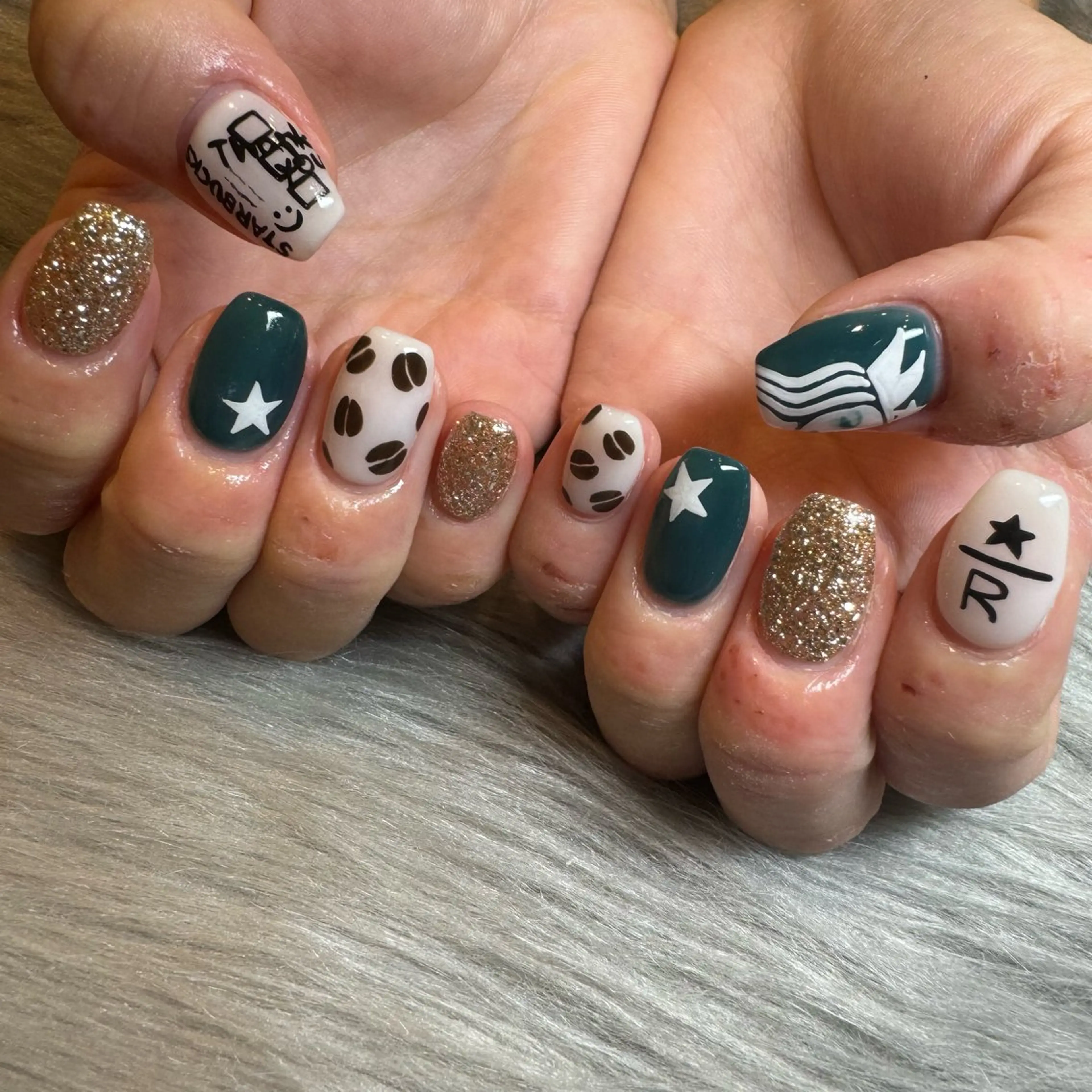 ネイル EARTH守谷店所属・🩶EARTH守谷店 YURA🦋のネイルデザイン