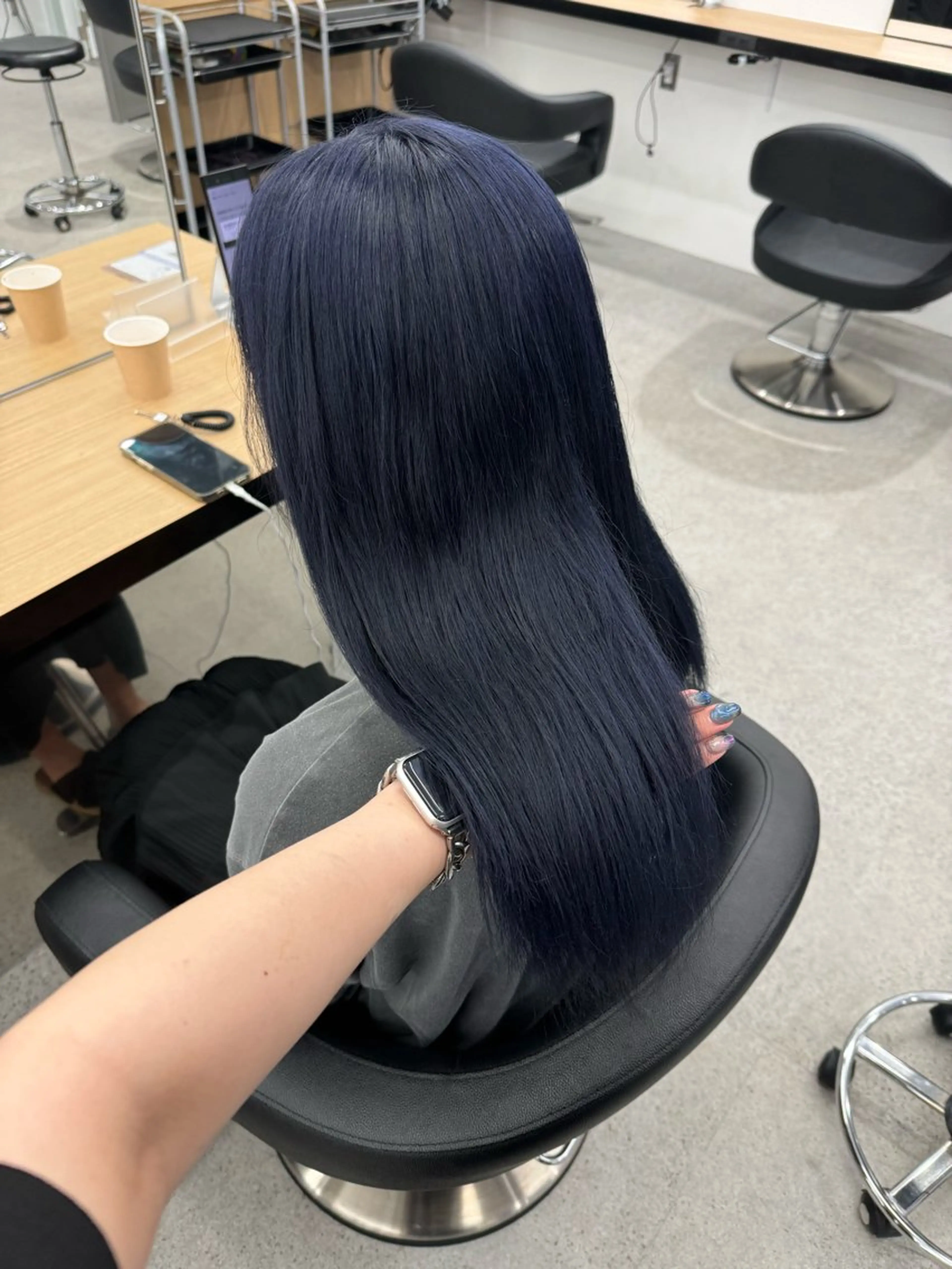 ロング カラー ヘアカラー 暗髪🩶ラベンダー/ ブルー/ユウナ🤍のヘアスタイル