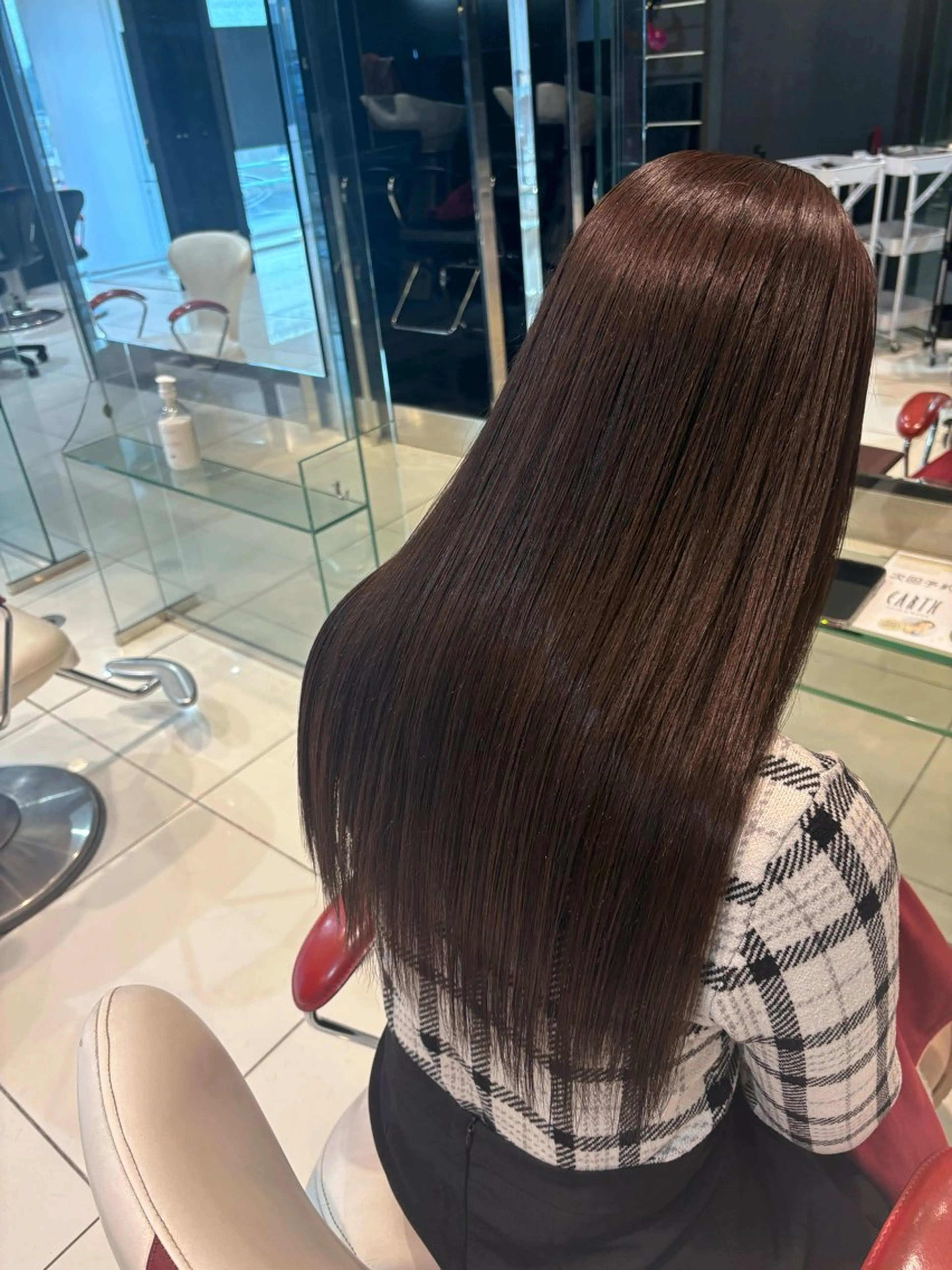 カラー ヘアカラー トリートメント HAIR＆MAKE EARTH四日市店所属・松葉 小春のヘアスタイル