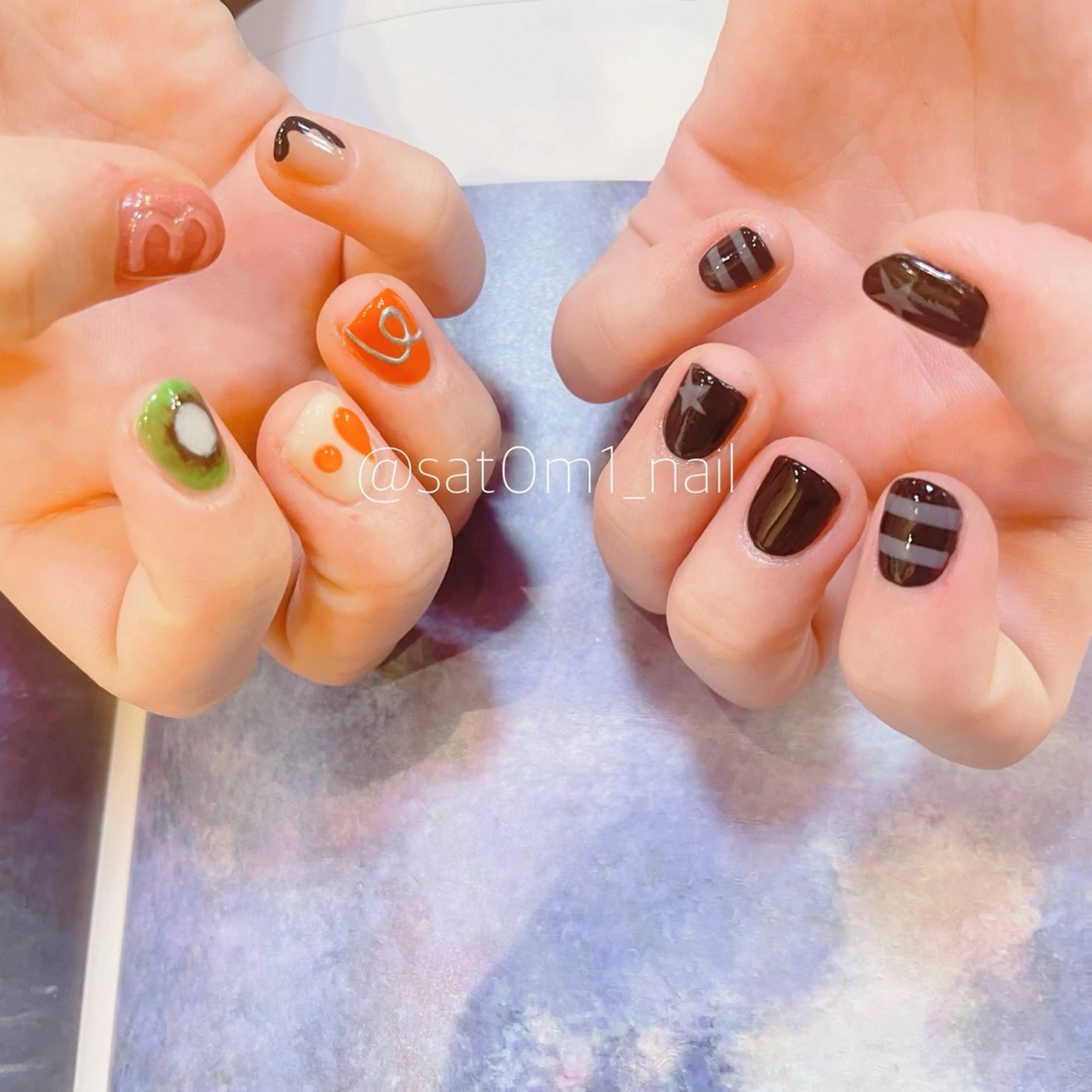 ネイル 手描きネイル✳︎ satomiのネイルデザイン
