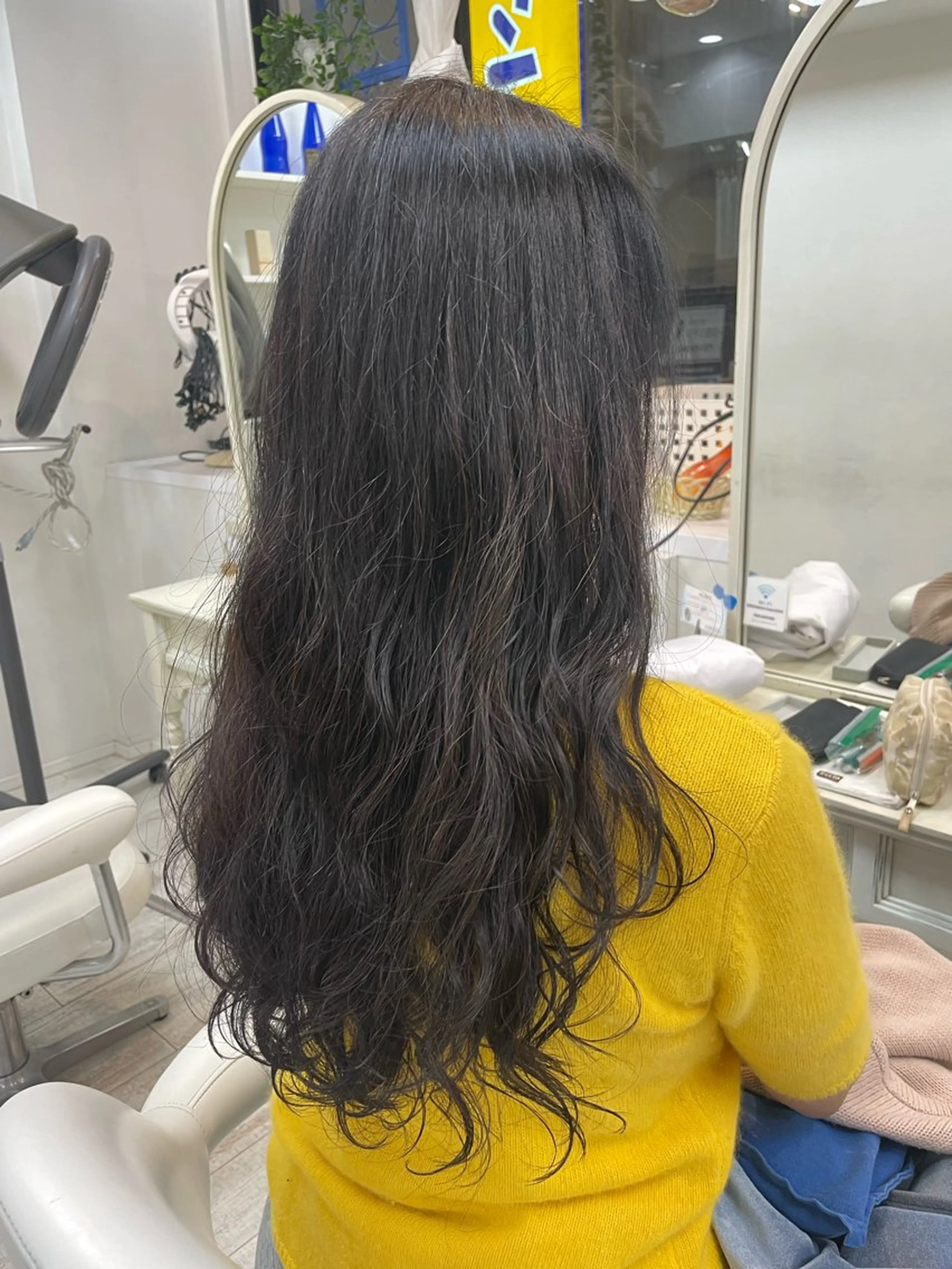 ロング カット パーマ 新籾 尚哉のヘアスタイル