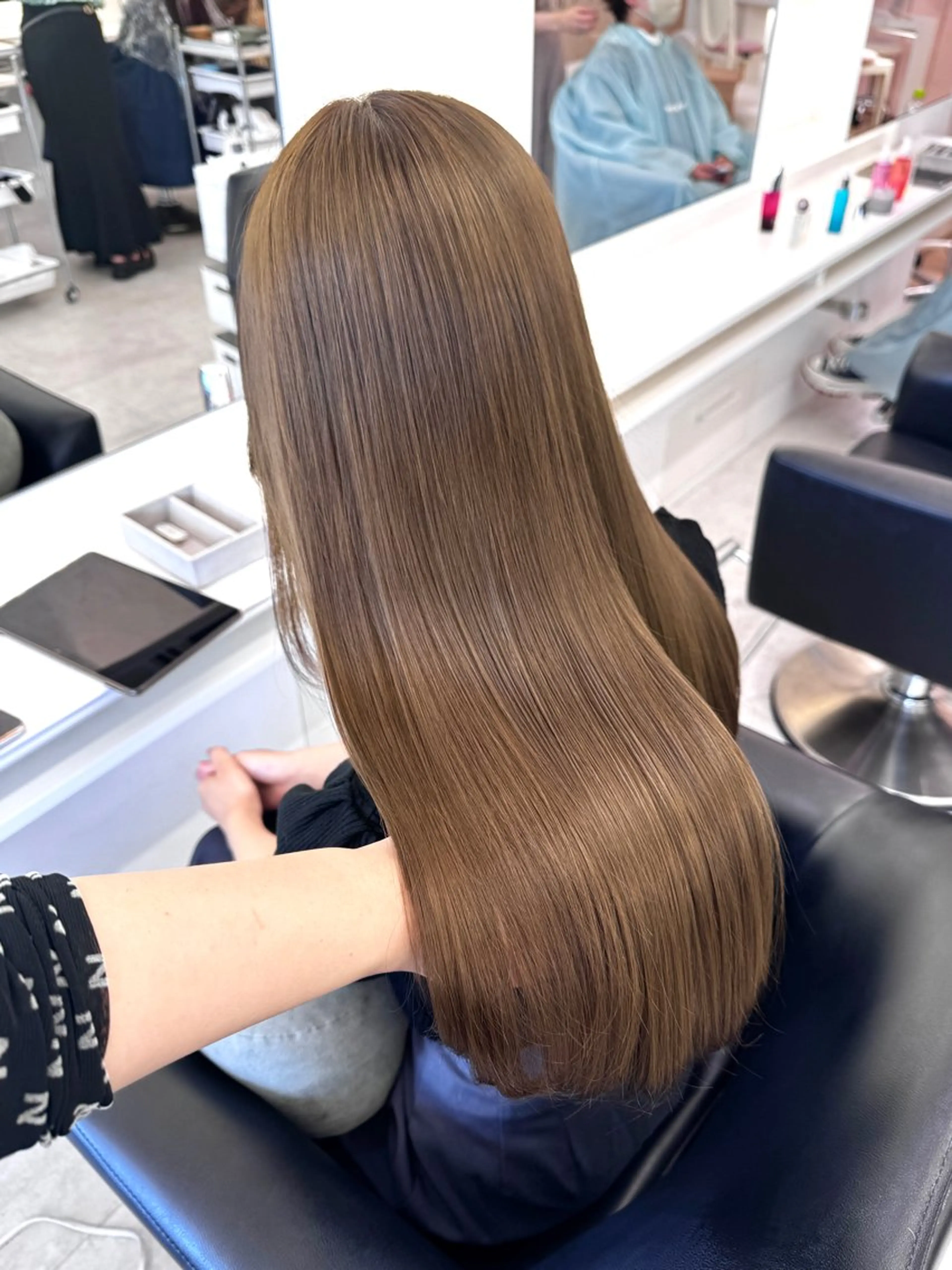ロング カラー カット ヘアカラー ParveMix NANOのヘアスタイル