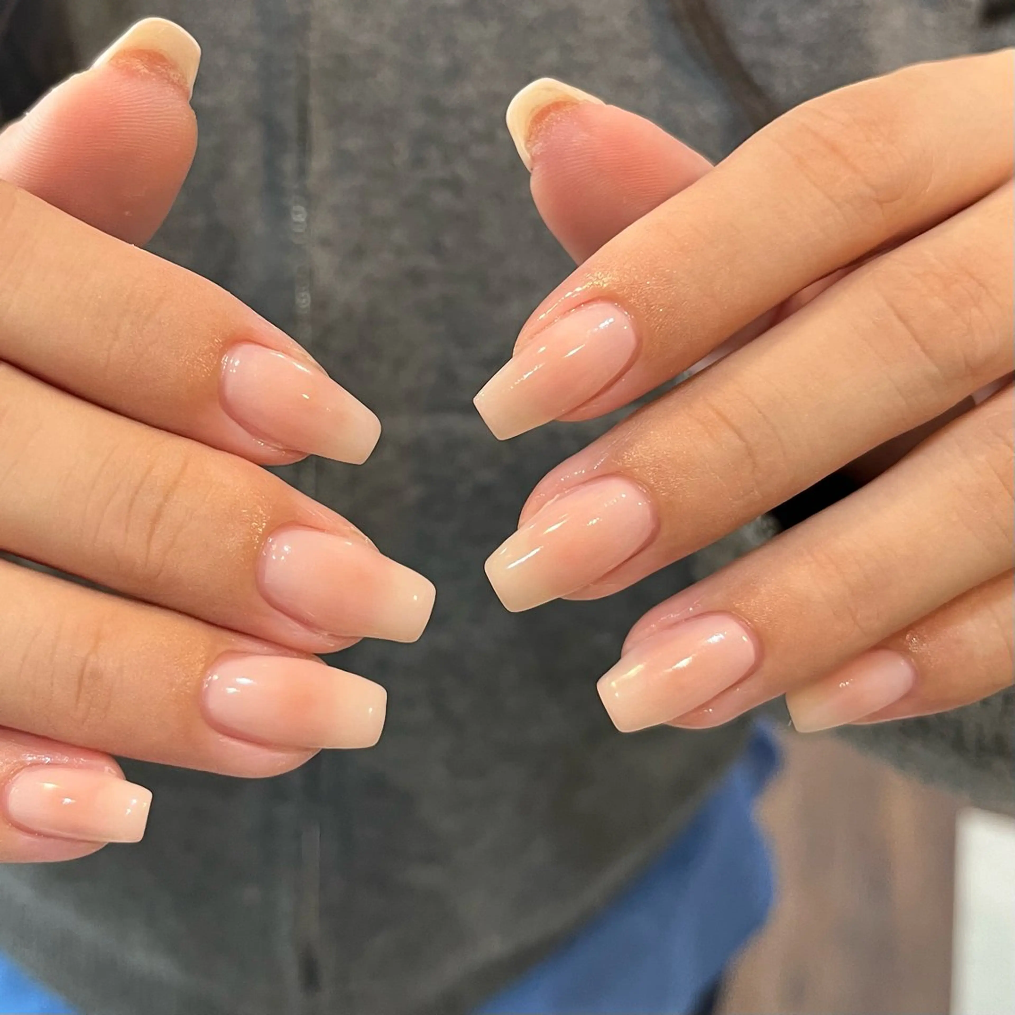 ネイル ibelu 神戸三宮店所属・藤本 七瀬のネイルデザイン