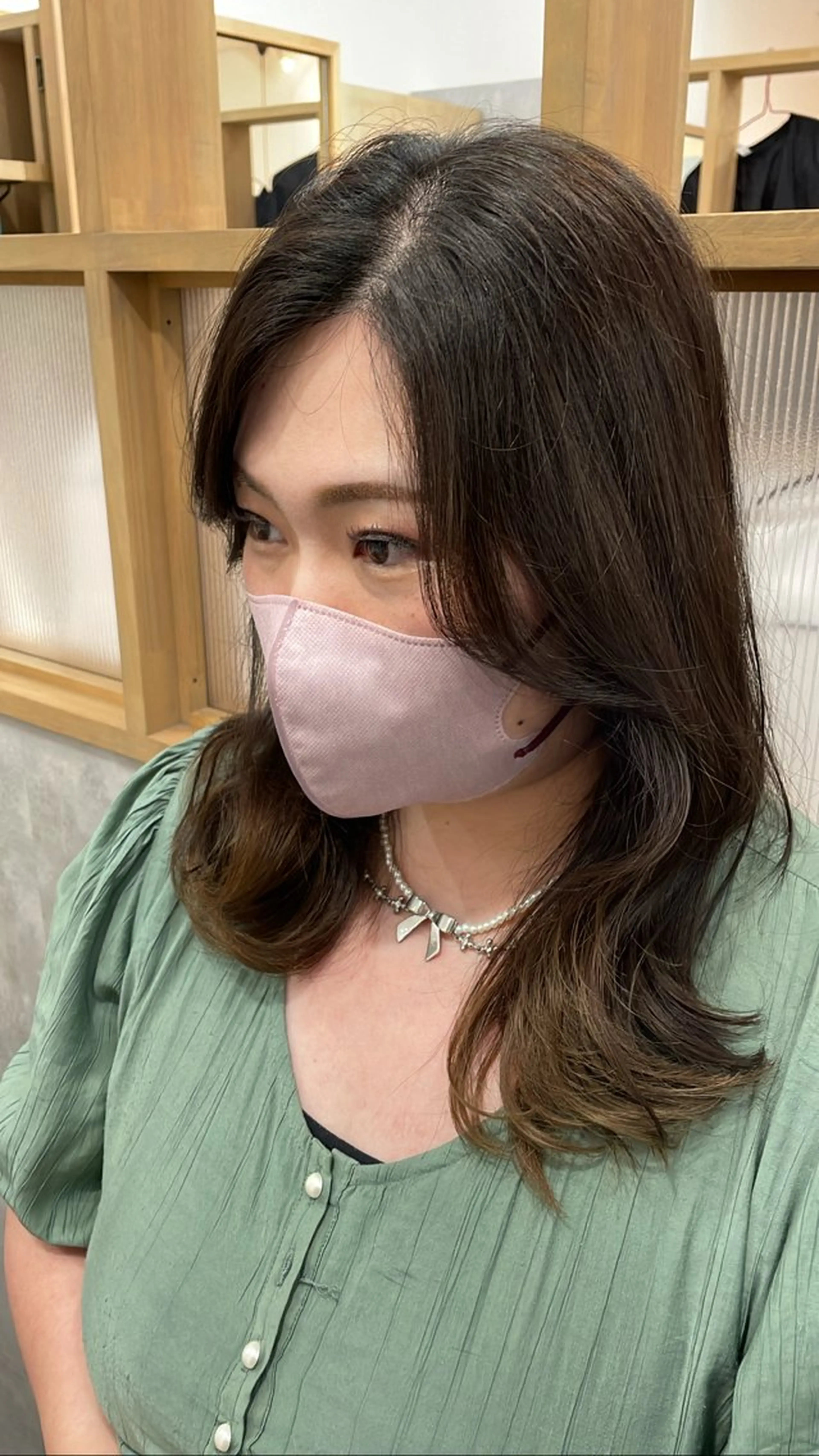 ロング くびれヘア レイヤーカット ROCCAhair 谷山陸のヘアスタイル