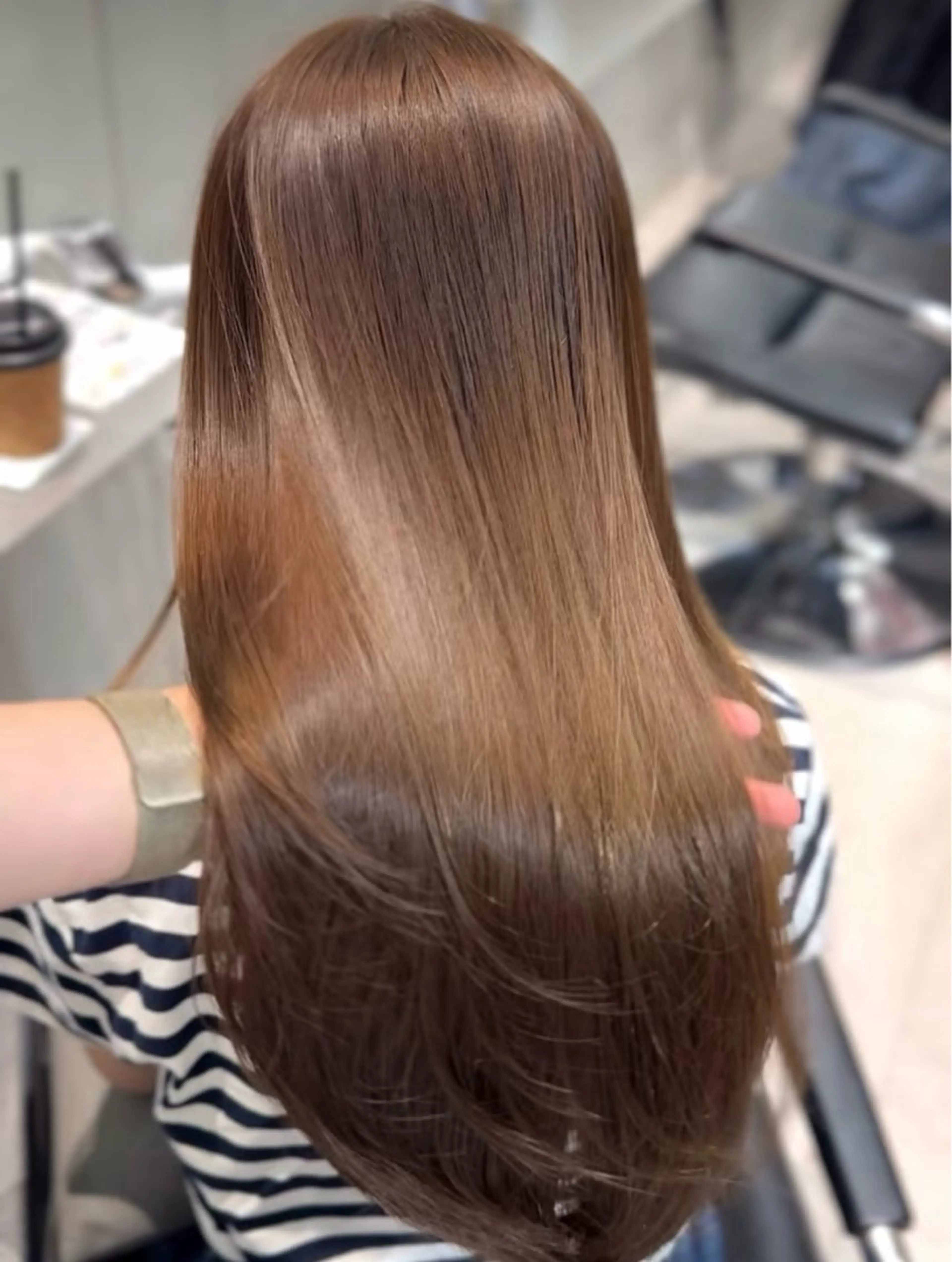 ロング カラー パーマ ベージュカラー ブラウンカラー オリーブベージュ 髪質改善 縮毛矯正 ヘアカラー 縮毛矯正 トリートメント 表参道/ハイライト リタッチ/縮毛矯正のヘアスタイル