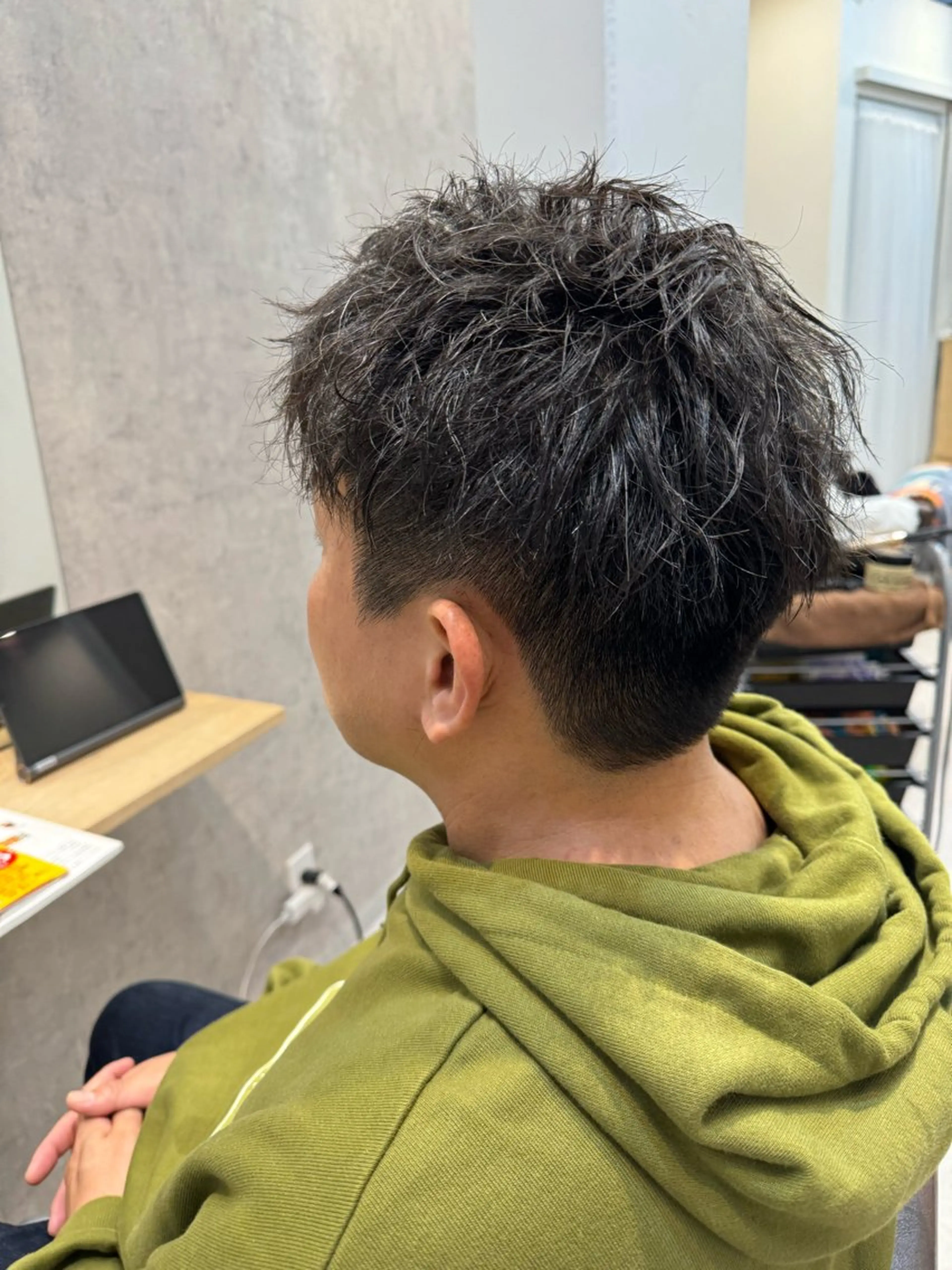 ショート パーマ メンズ カット パーマ トリートメント Dxxxx III所属・オシャレ女性目線の 大人メンズ❁⃘*.ﾟのヘアスタイル