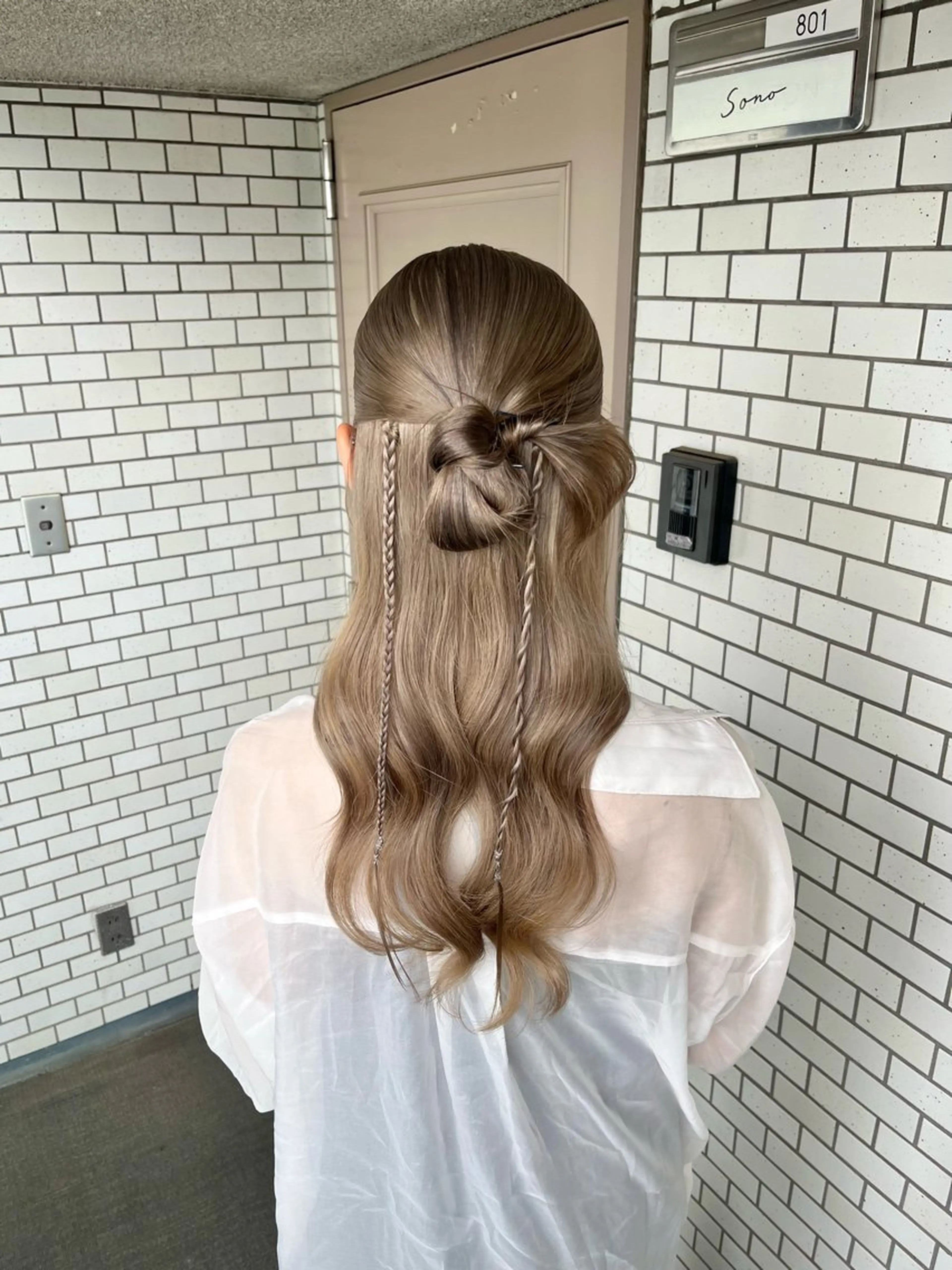 ヘアアレンジ ハーフアップ 結婚式・ブライダル 髪飾り ヘアセット 参列 ✽ 推し活ヘア 💕ゆり🐈🐾のヘアスタイル
